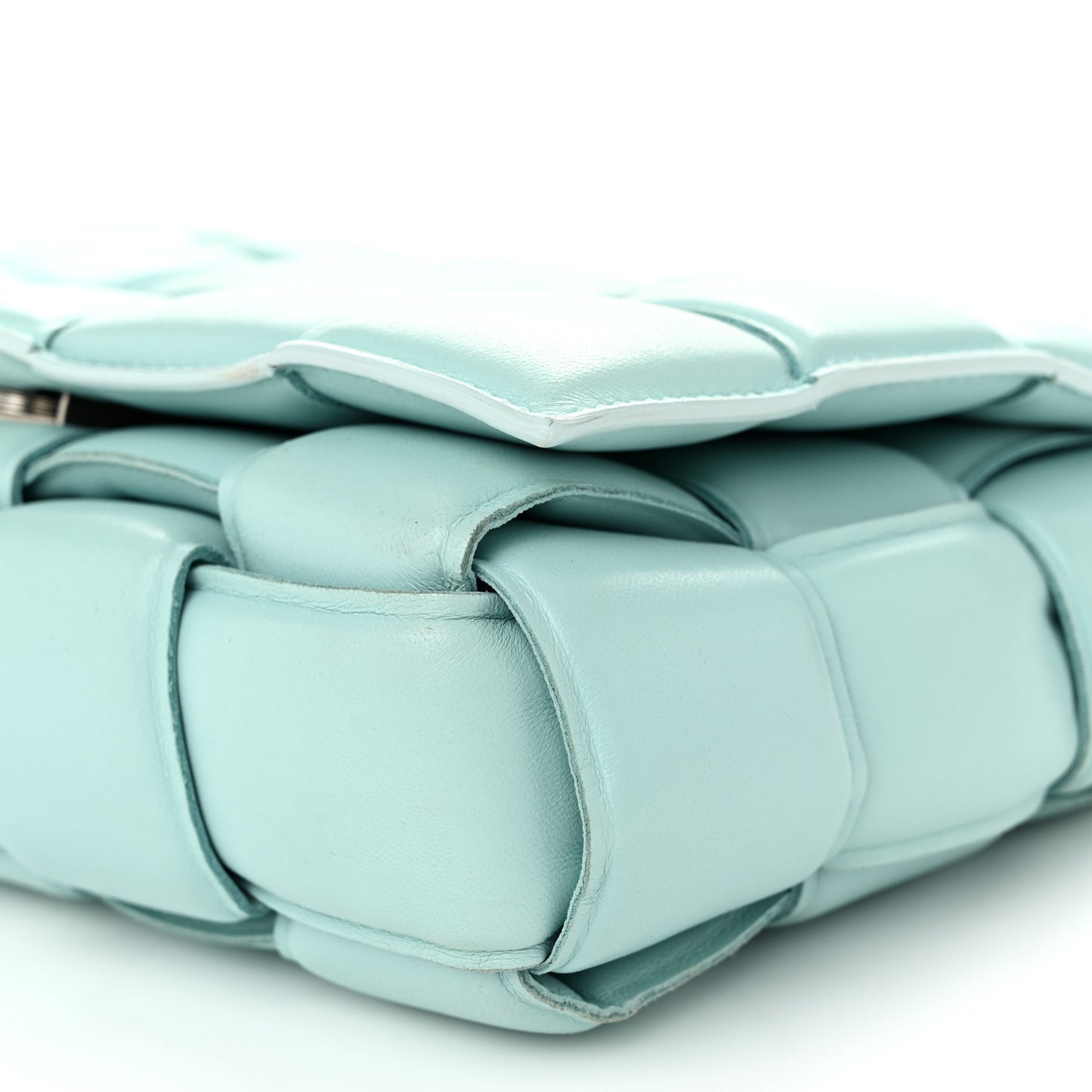 Lambskin Maxi Intreccio Padded Chain Cassette Crossbody Bag Spearmint