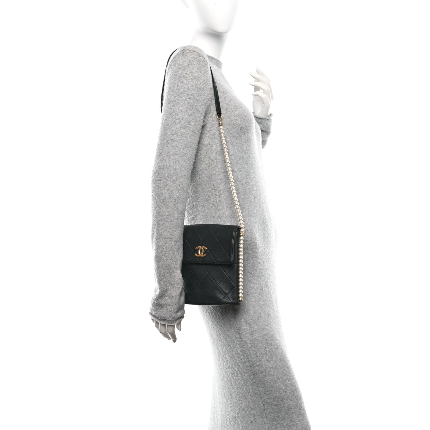 Calfskin Quilted Pearl Small About Pearls Hobo Bag Black