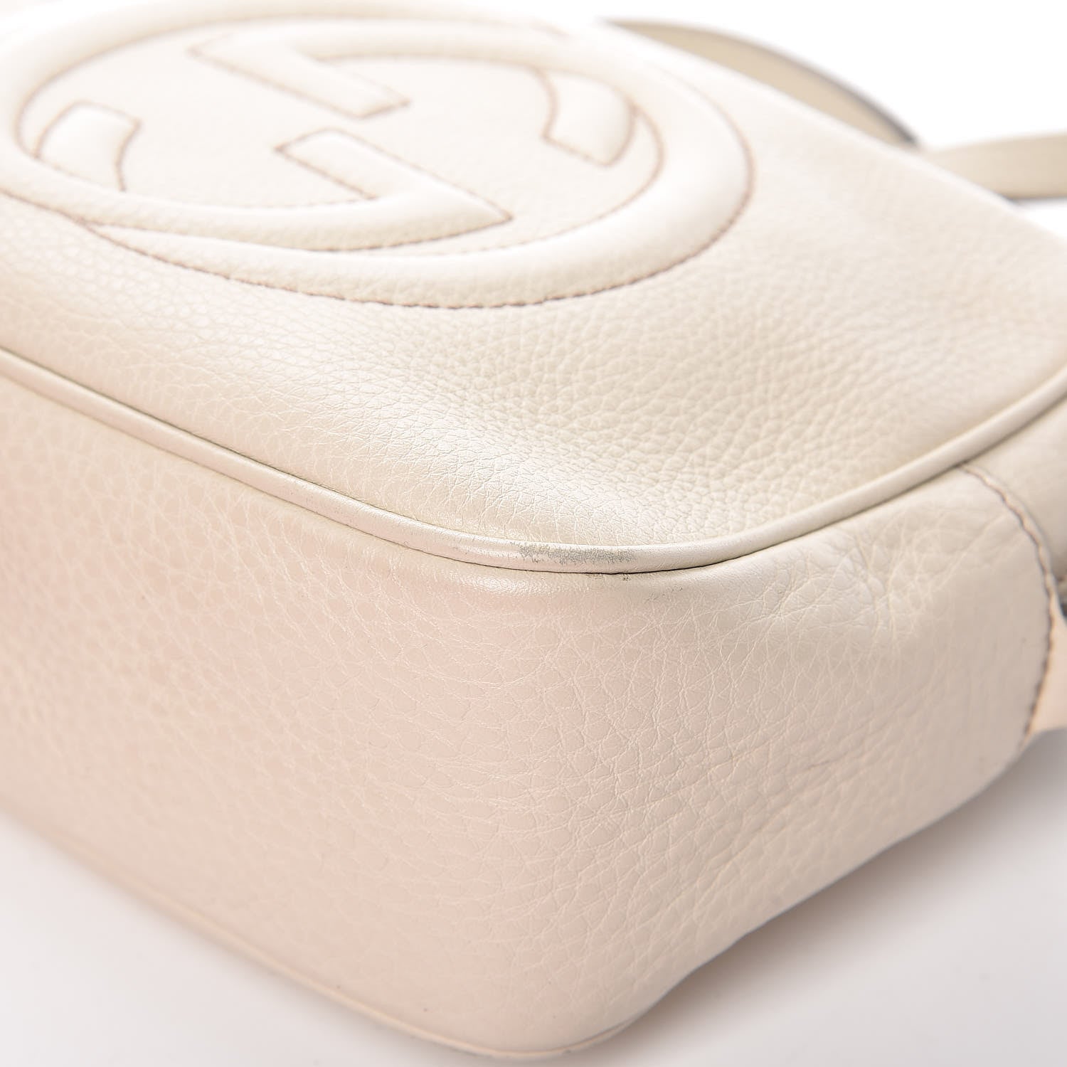 Gucci Pebbled Calfskin Small Soho Disco Bag Off White 11 of 15