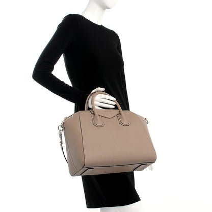Givenchy Sugar Goatskin Medium Antigona Mastic 3 of 9