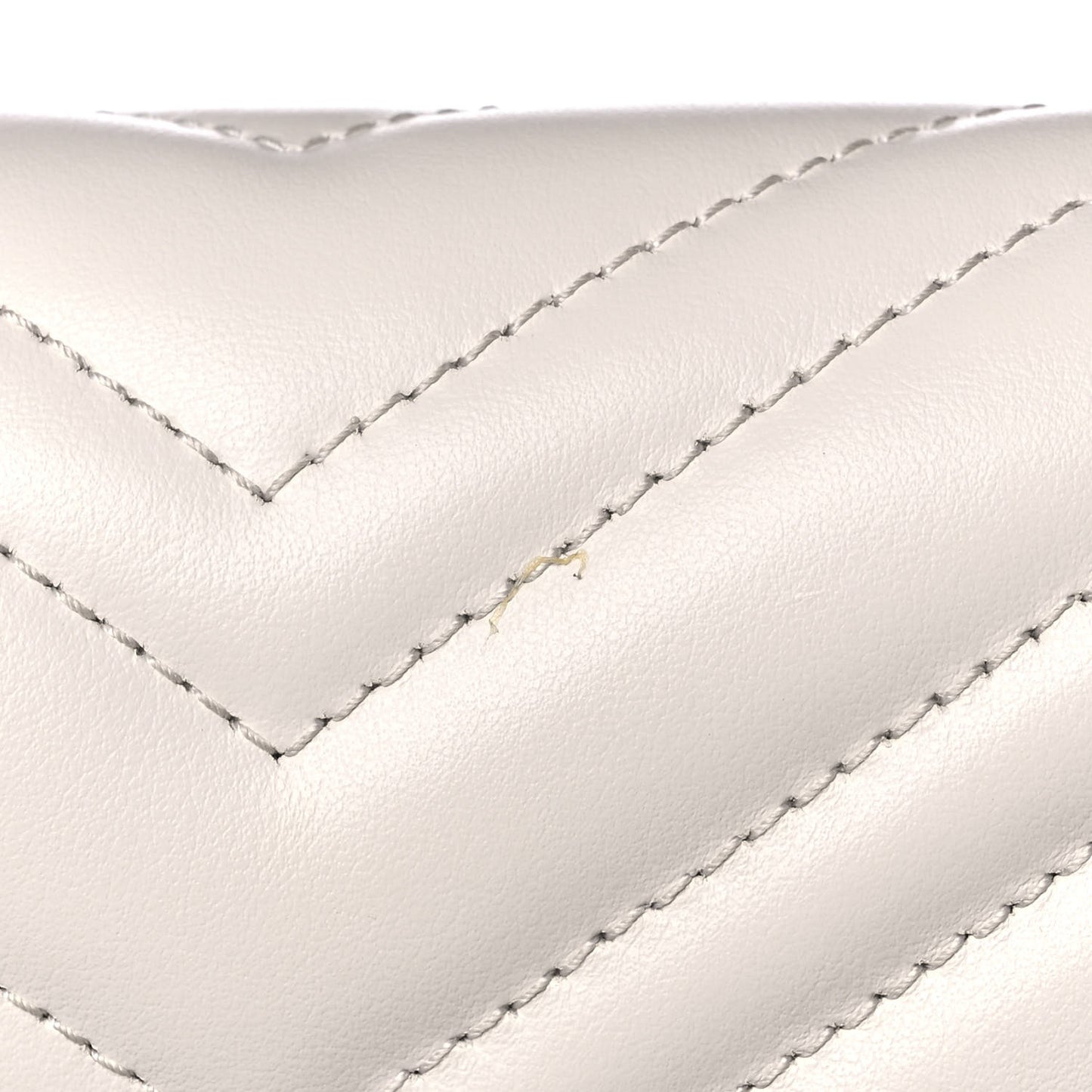 Calfskin Matelasse GG Marmont Chain Wallet Mystic White