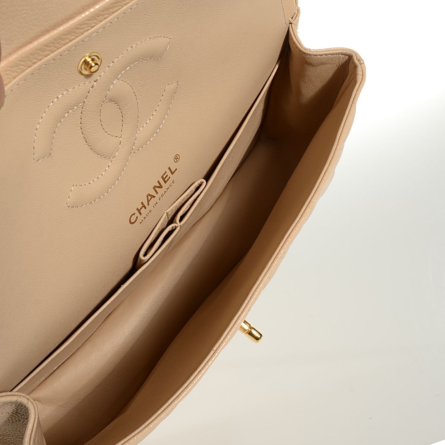 Caviar Quilted Medium Double Flap Beige Clair