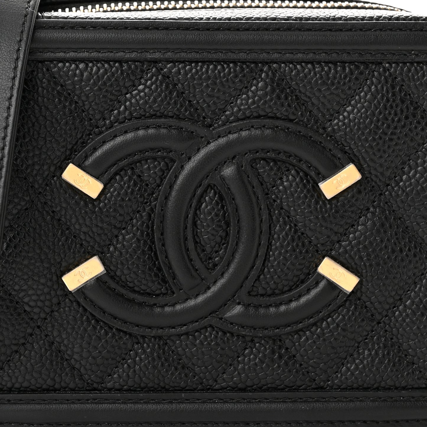 Caviar Quilted CC Filigree Vanity Clutch With Chain Black
