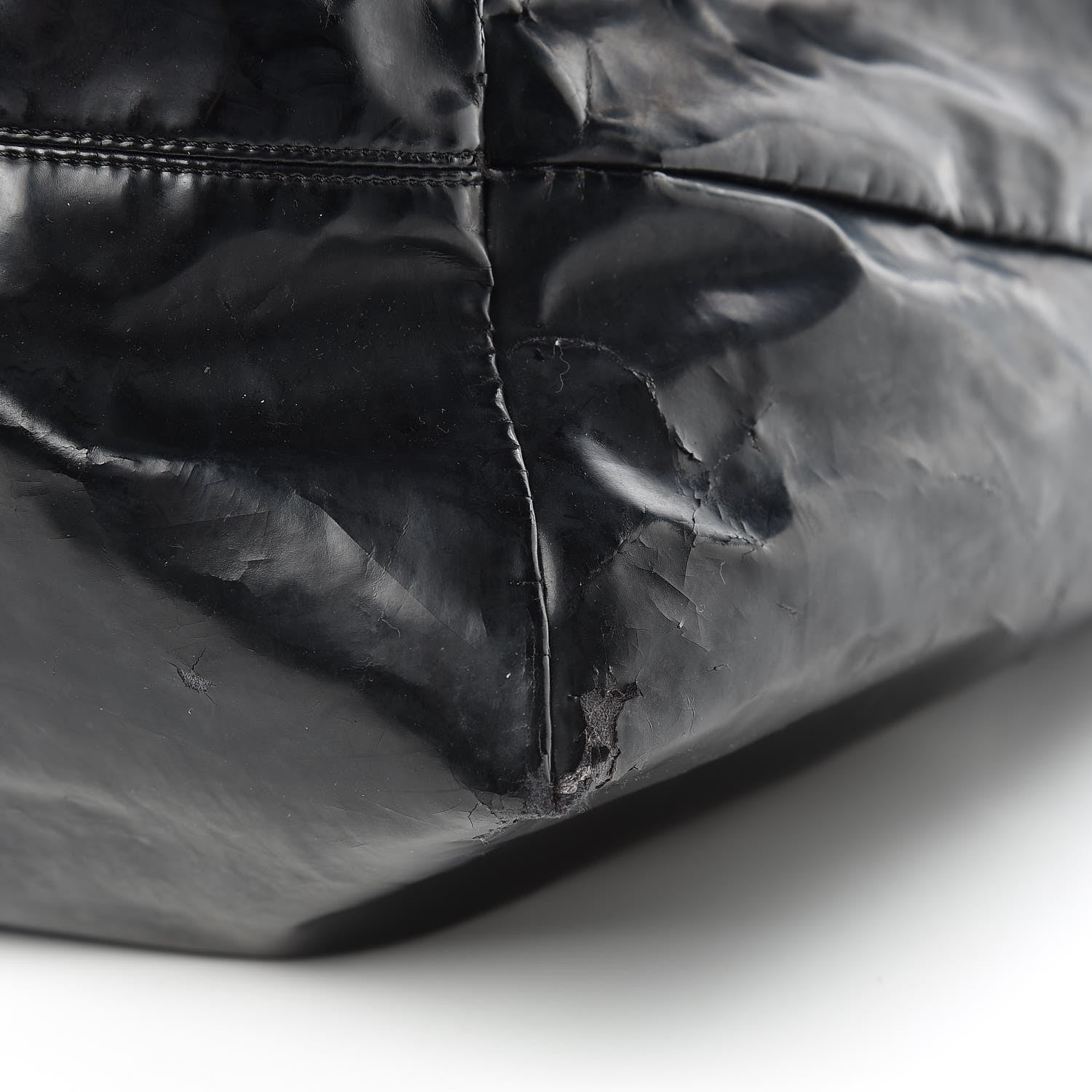 Chanel Vinyl XL Coco Cabas Black 26 of 32