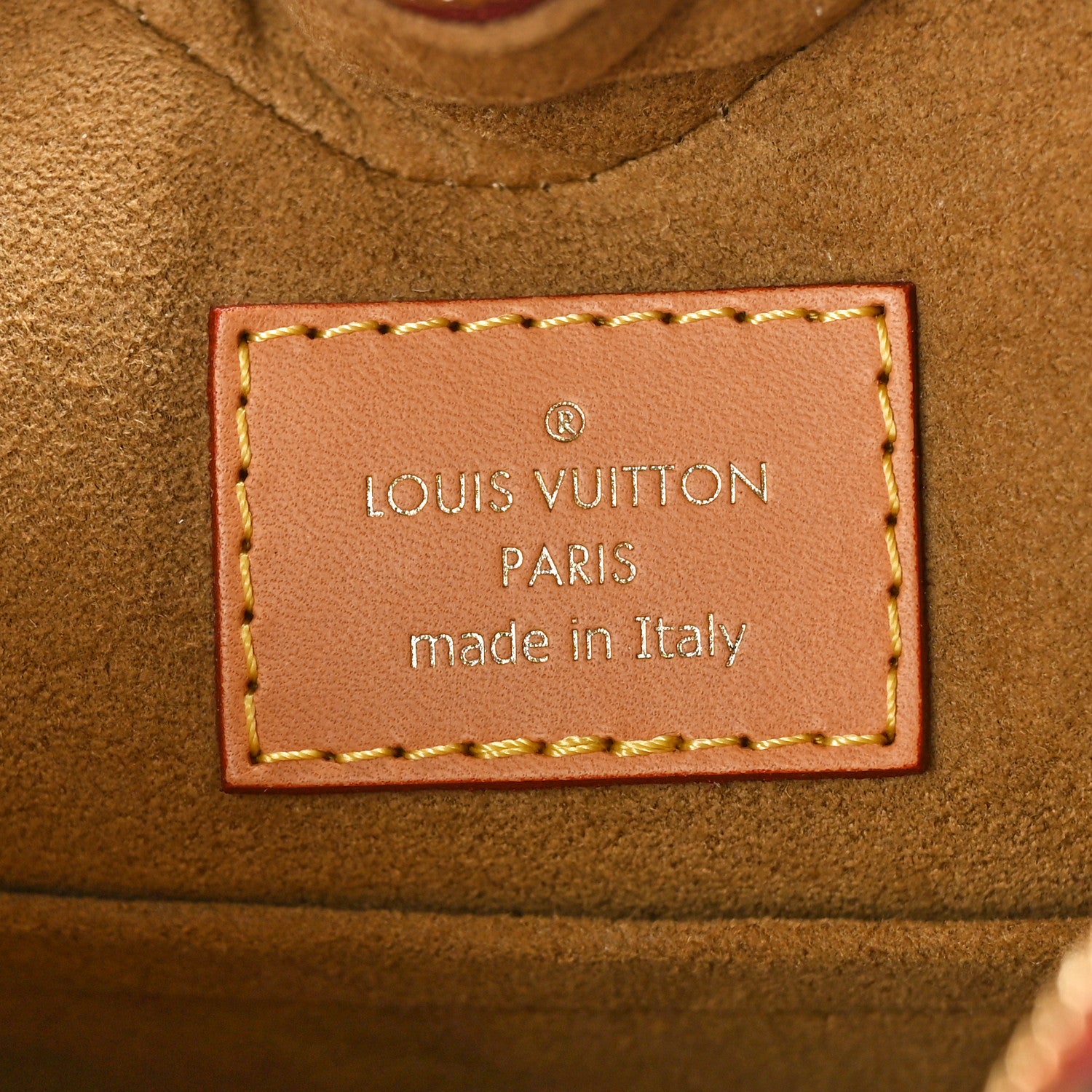 Louis Vuitton Monogram Game On Coeur 6 of 9