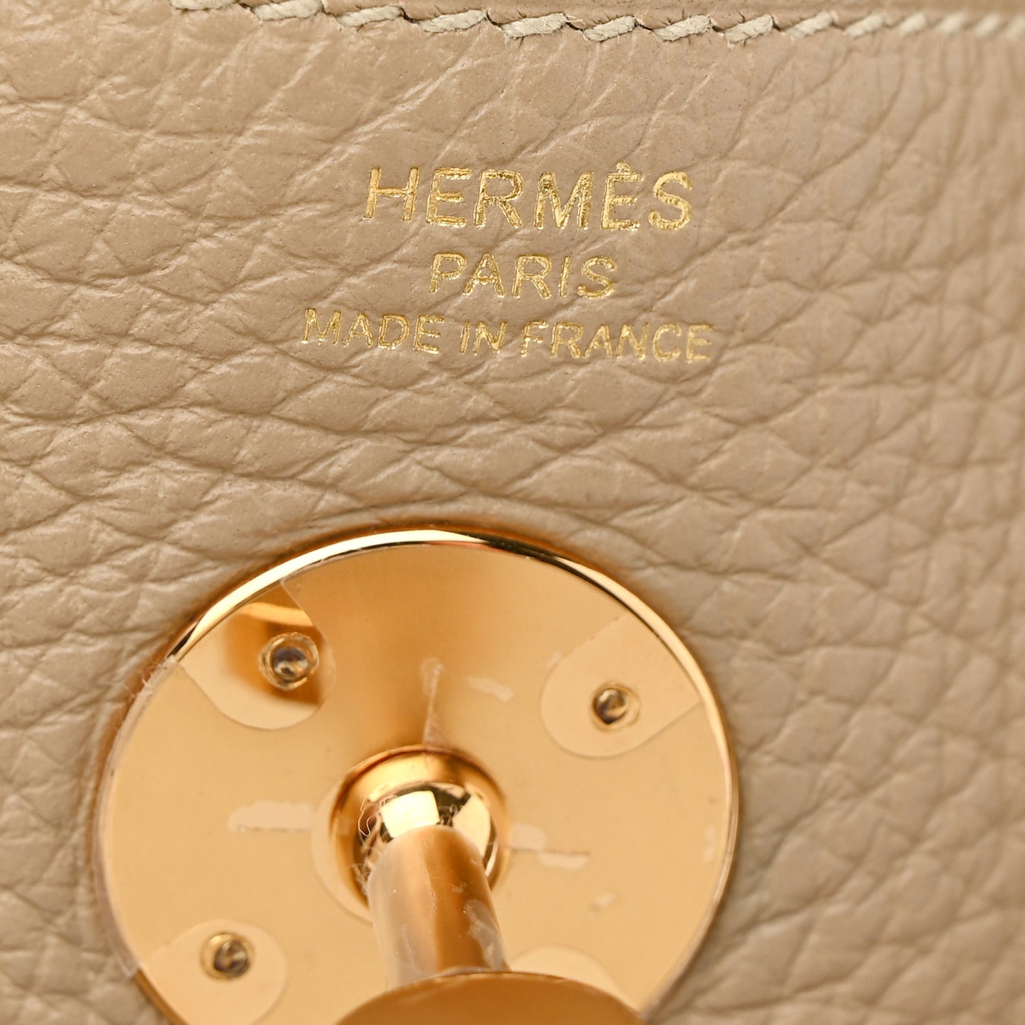 Taurillon Clemence Lindy 26 Trench