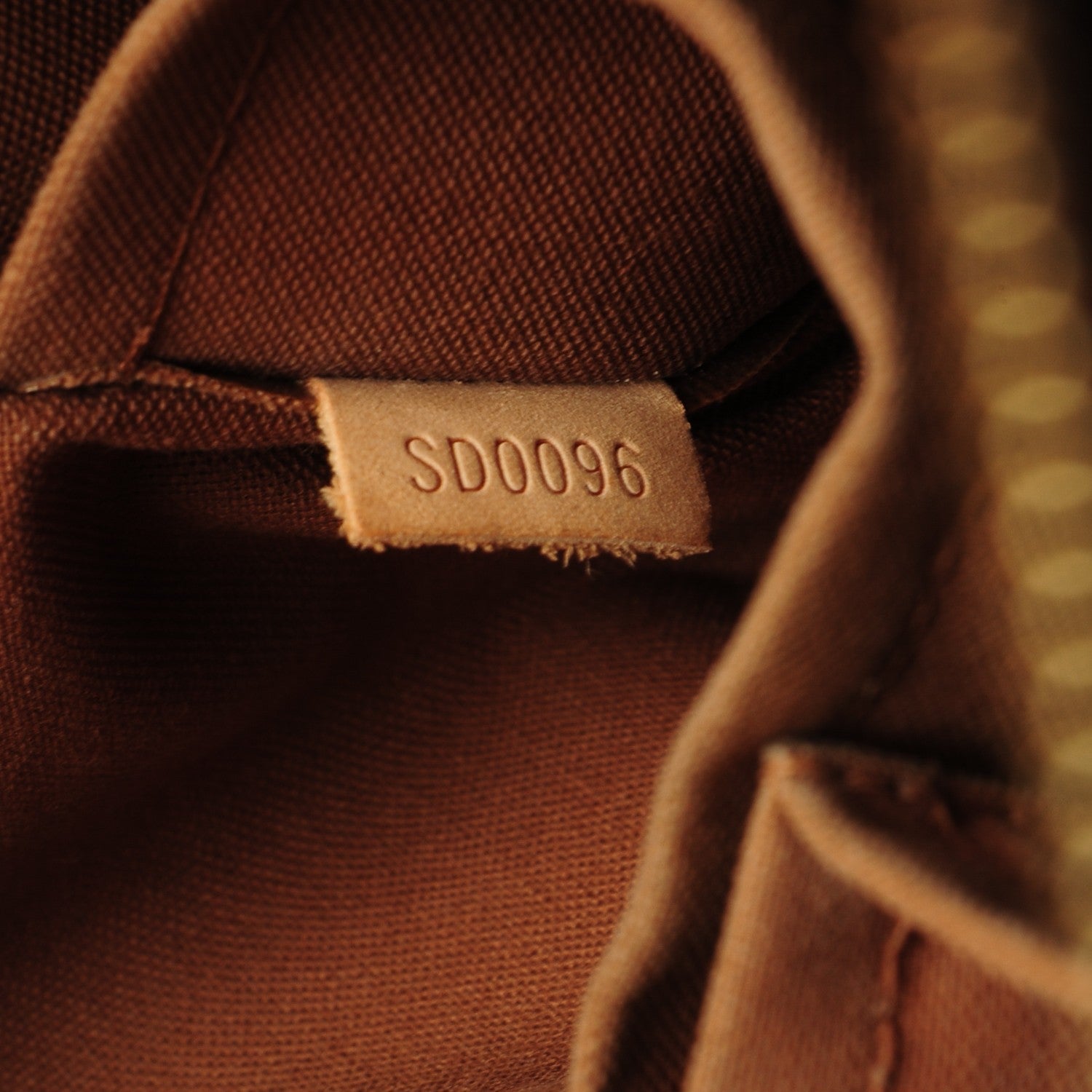 Louis Vuitton Monogram Popincourt Haut 8 of 10