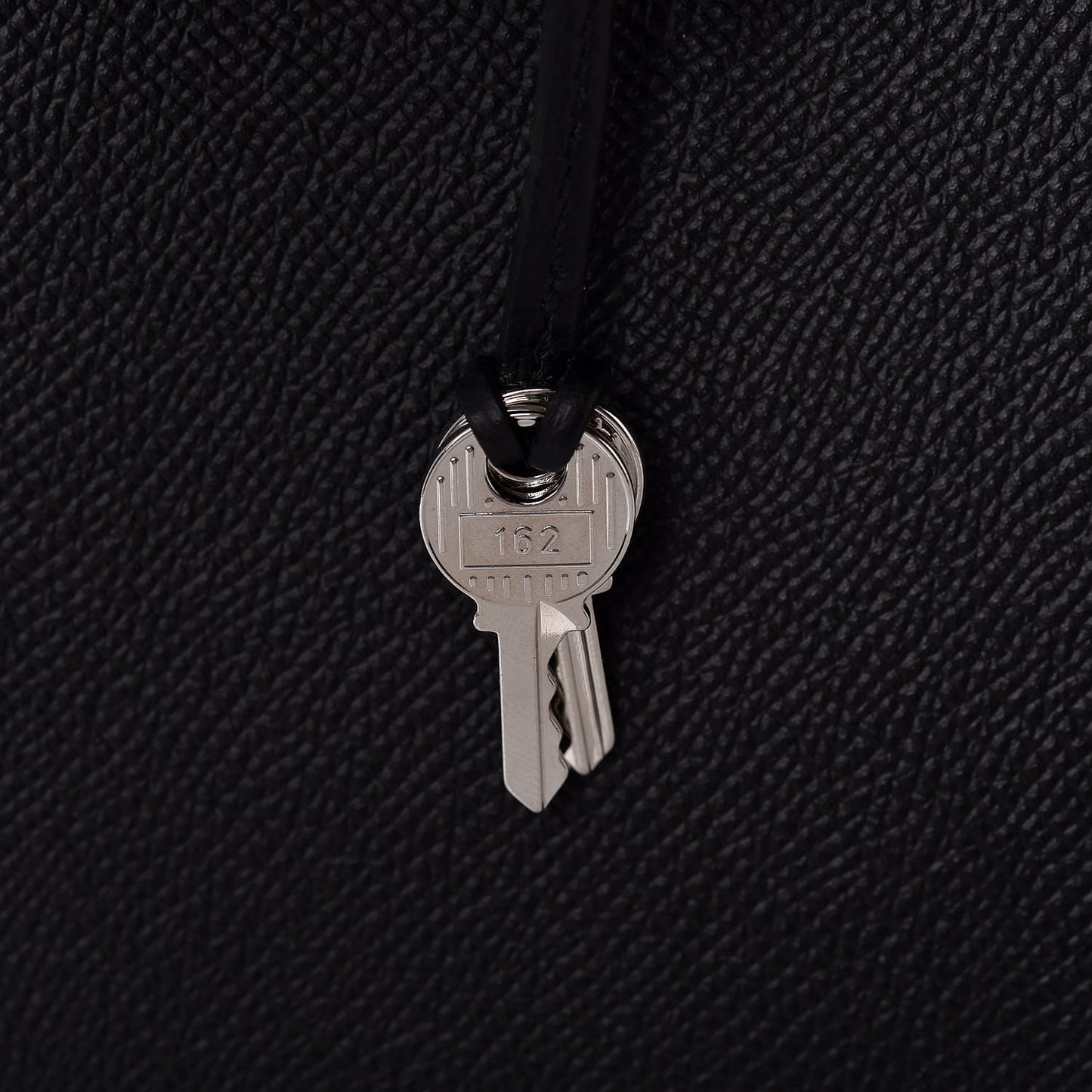 Epsom Kelly Sellier 32 Black