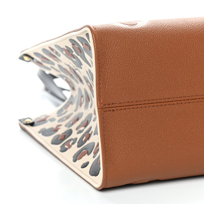 Louis Vuitton Empreinte Monogram Giant Wild At Heart Onthego MM Caramel 7 of 8