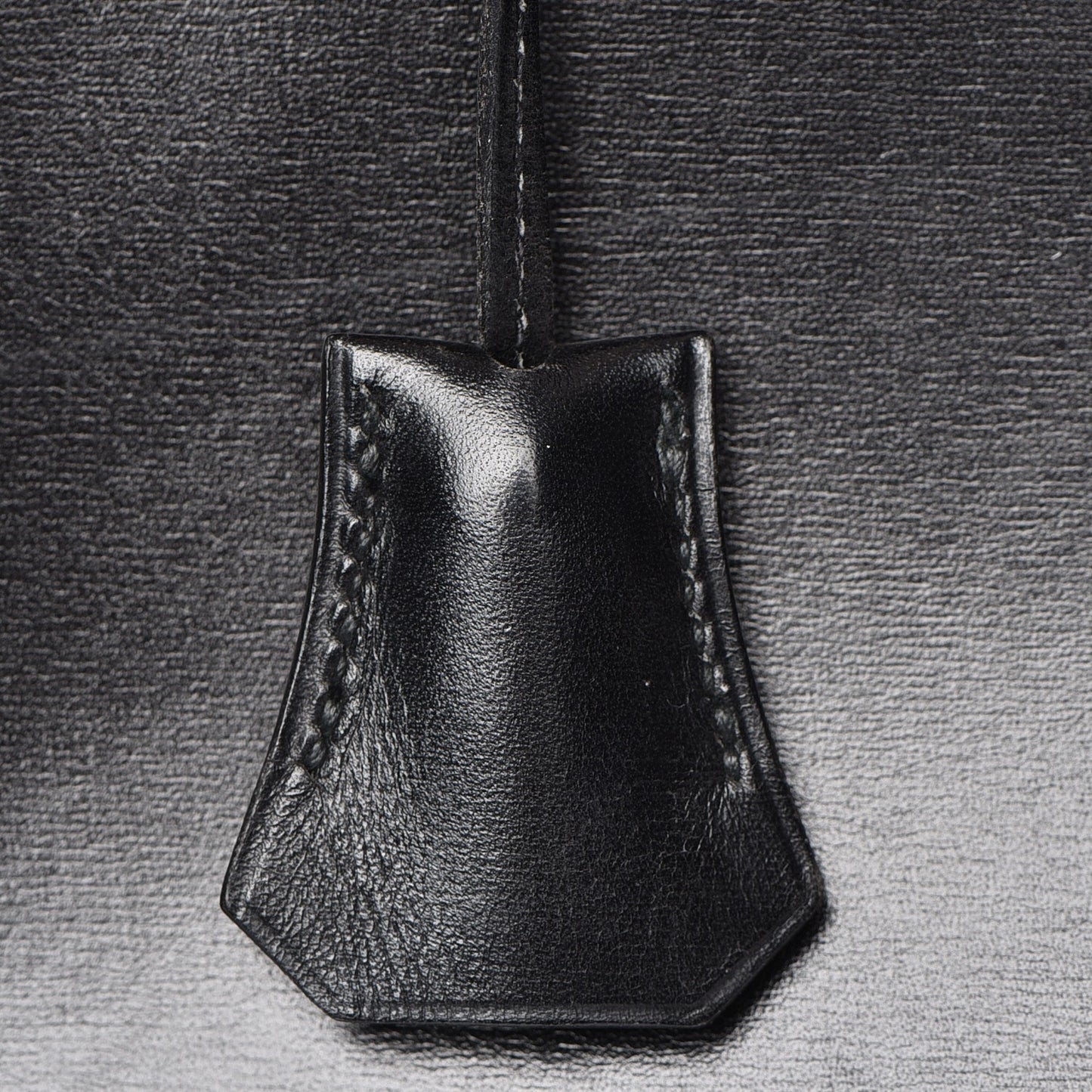 Box Kelly Retourne 32 Black