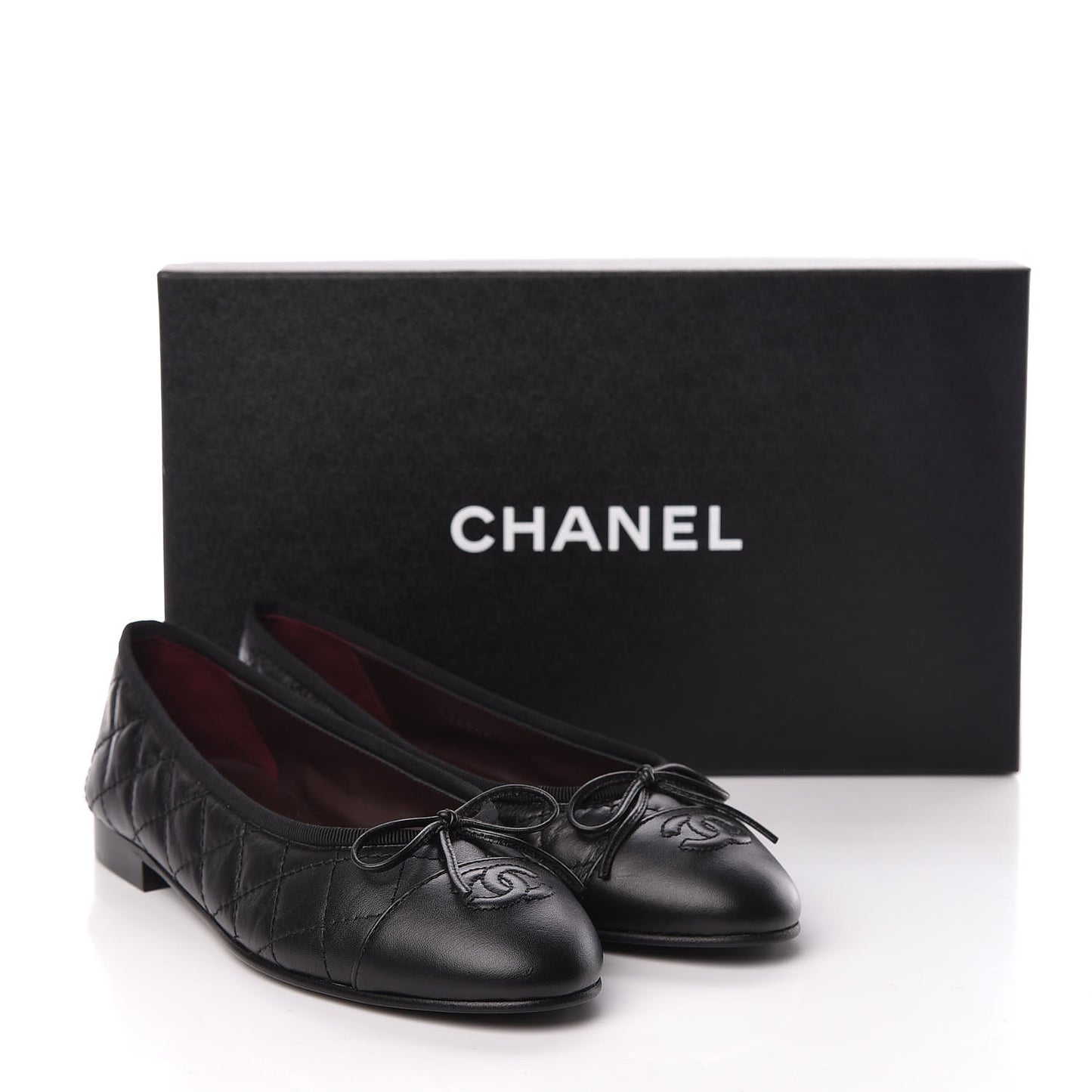 Aged Calfskin Quilted Cap Toe Ballerina Flats 37 Black