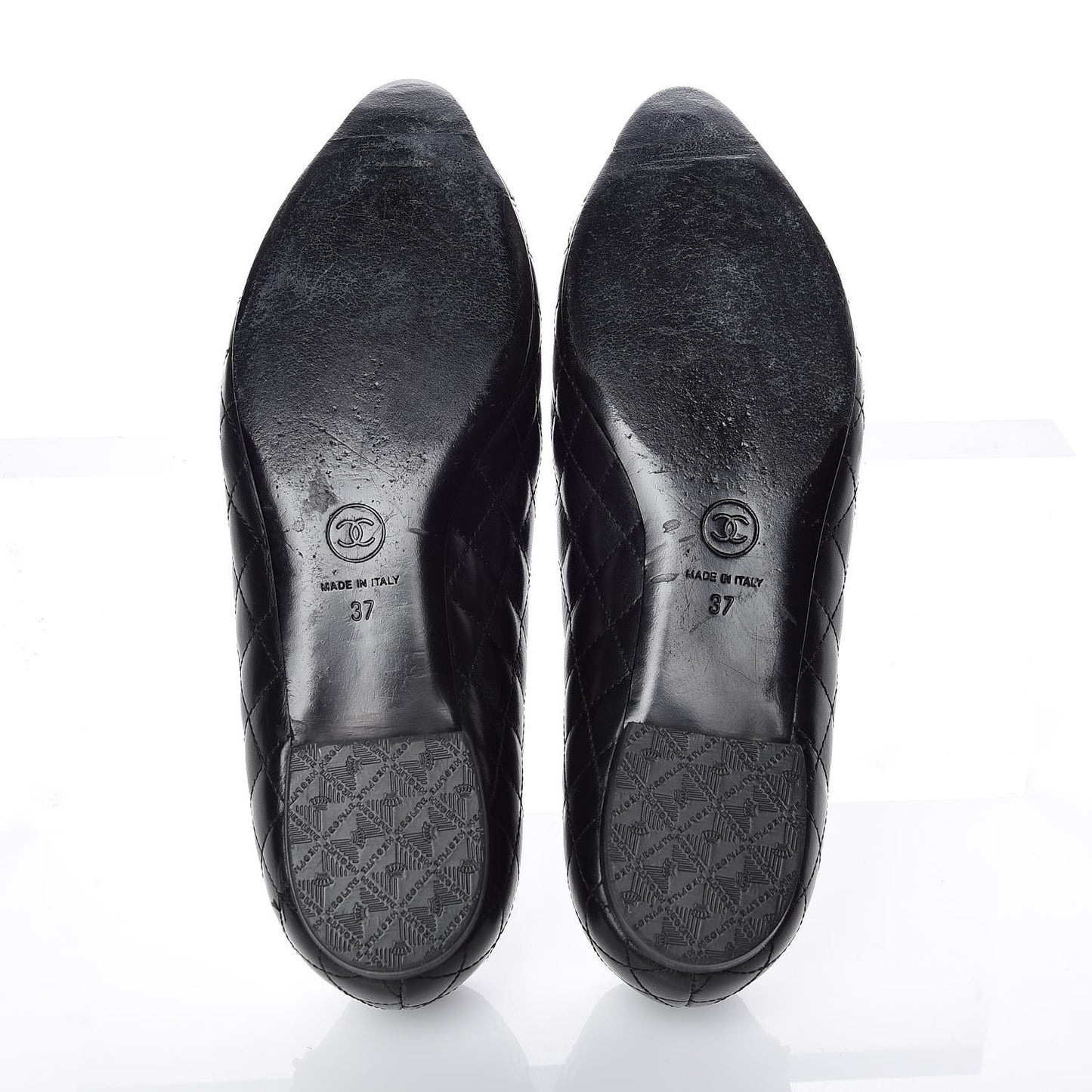 Aged Calfskin Quilted CC Cap Toe Ballerina Flats 37 Black