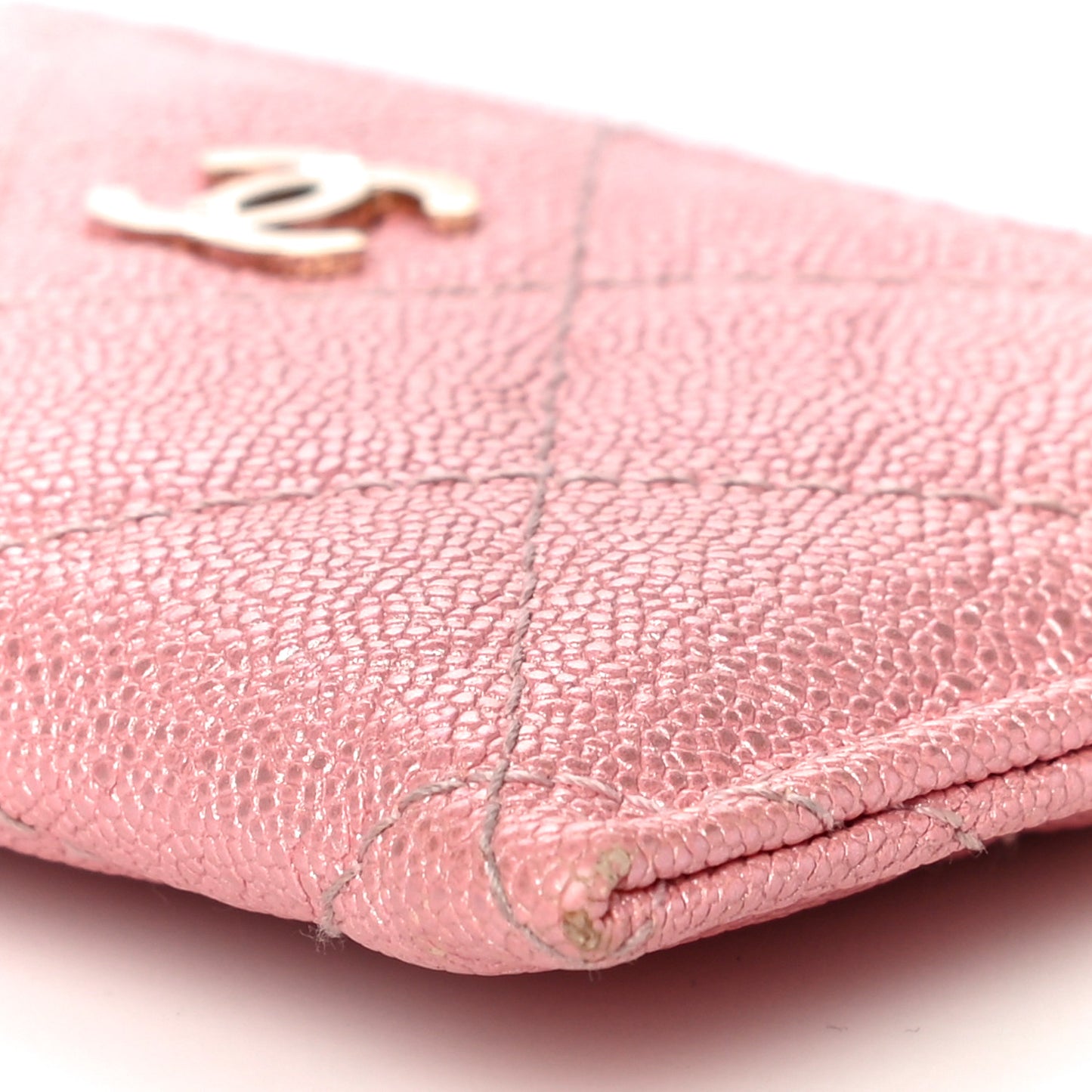 Iridescent Caviar Quilted Card Holder Pink