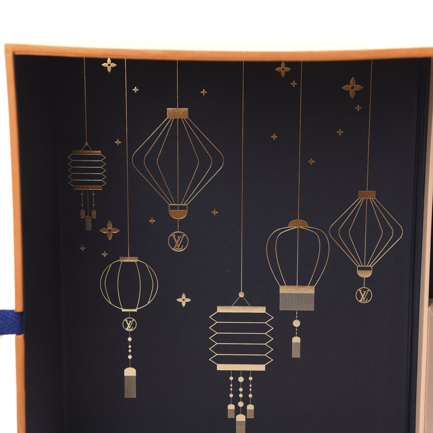 2020 Vivienne Music Box