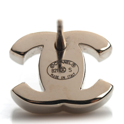Chanel Metal CC Turnlock Earrings Gold 4 of 5