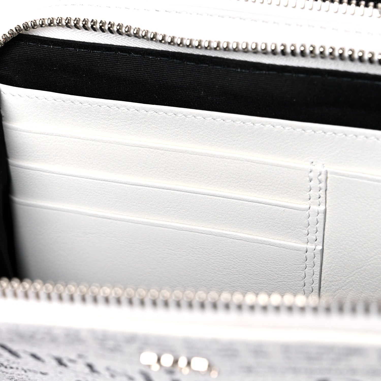 Christian Dior X DANIEL ARSHAM Grained Calfskin Newspaper Messenger White 9 of 10