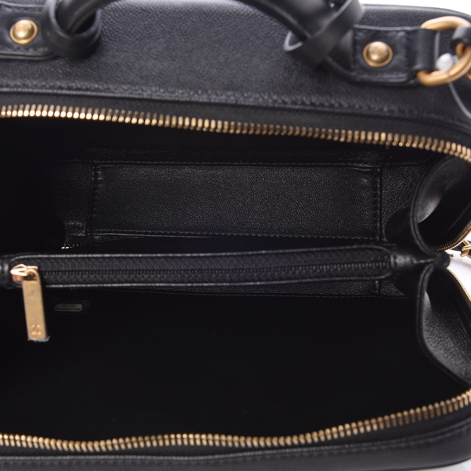 Chanel Caviar Quilted Medium CC Filigree Vanity Case Black 5 of 9