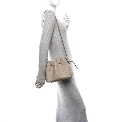 Louis Vuitton Mahina Bella Galet 2 of 10