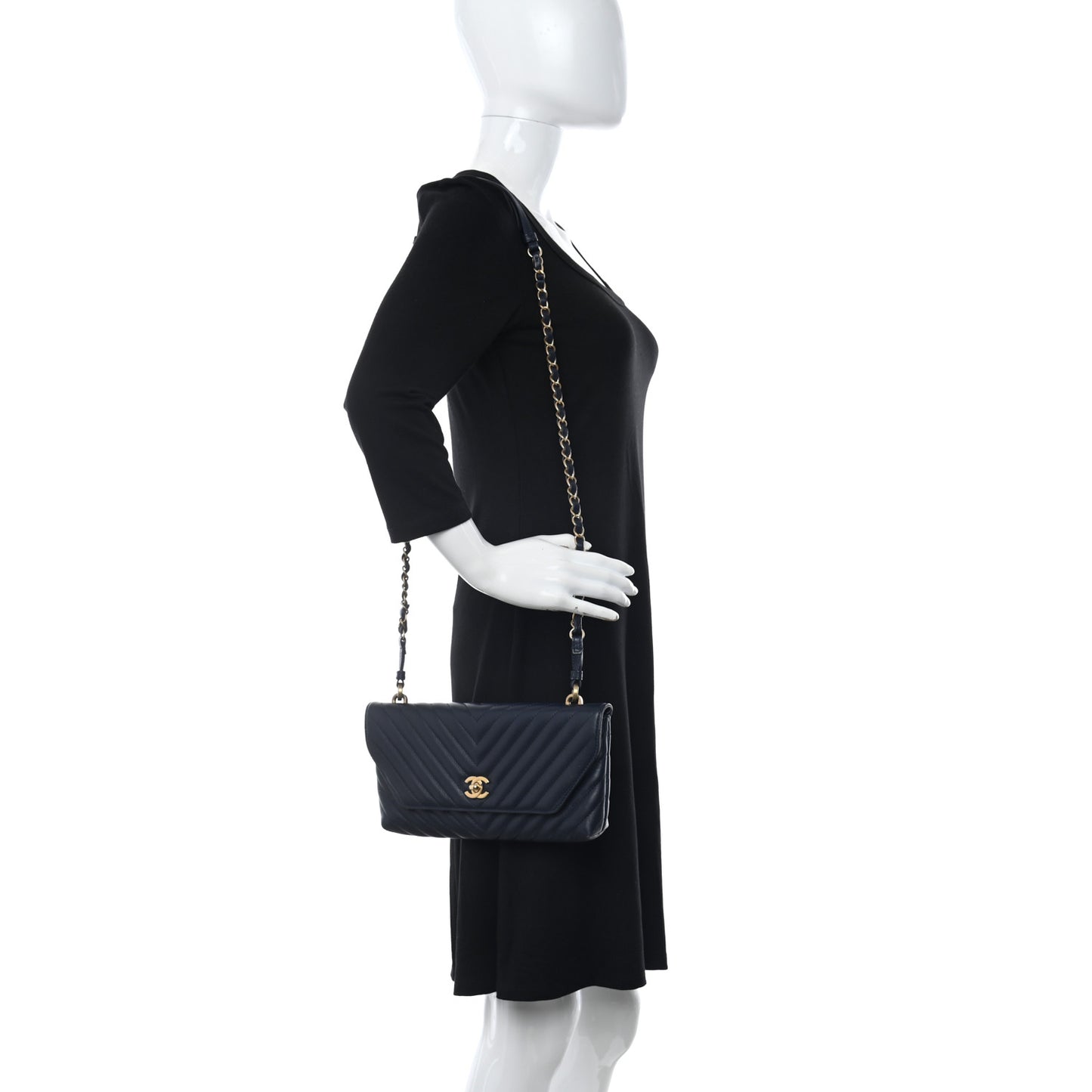 Lambskin Chevron Quilted East West Flap Navy