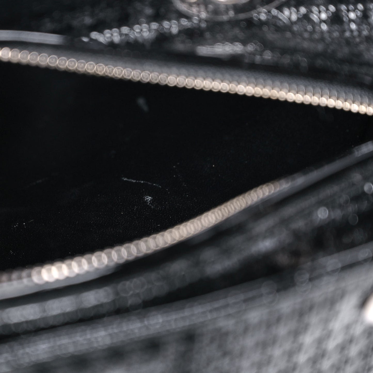 Patent Micro-Cannage Medium Lady Dior Black
