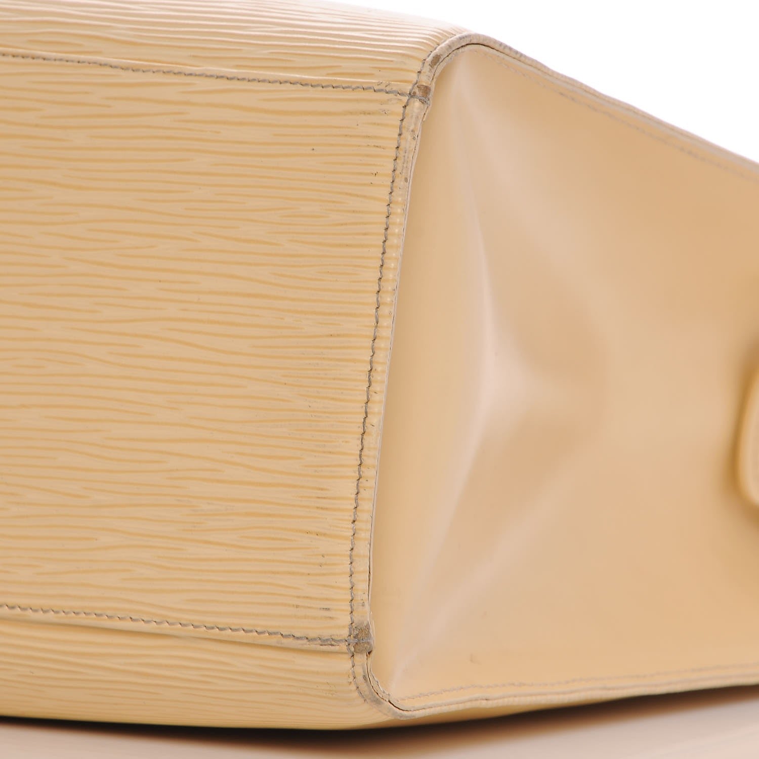 Louis Vuitton Epi Croisette GM Vanilla 16 of 16