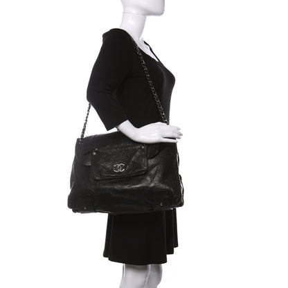 Chanel Glazed Caviar Pocket In The City Tote Black 2 of 11
