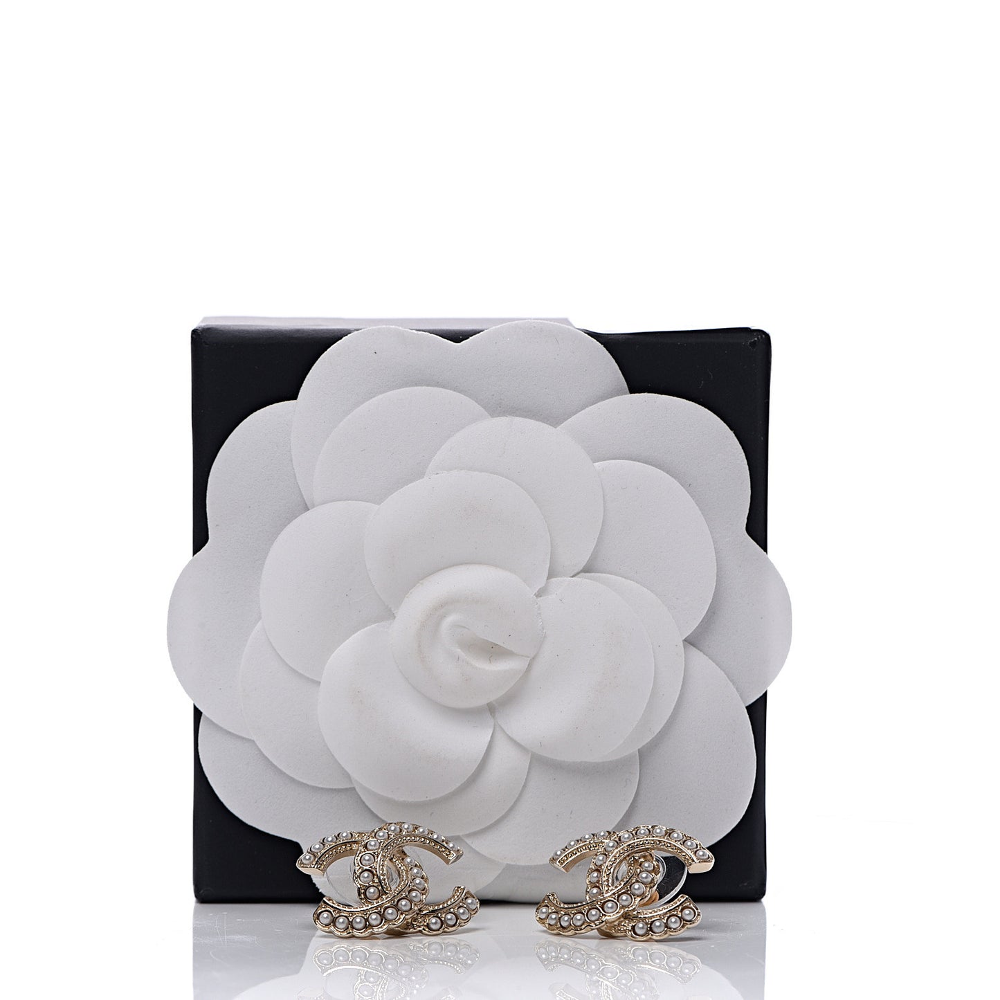 Pearl Queen of France CC Earrings Gold