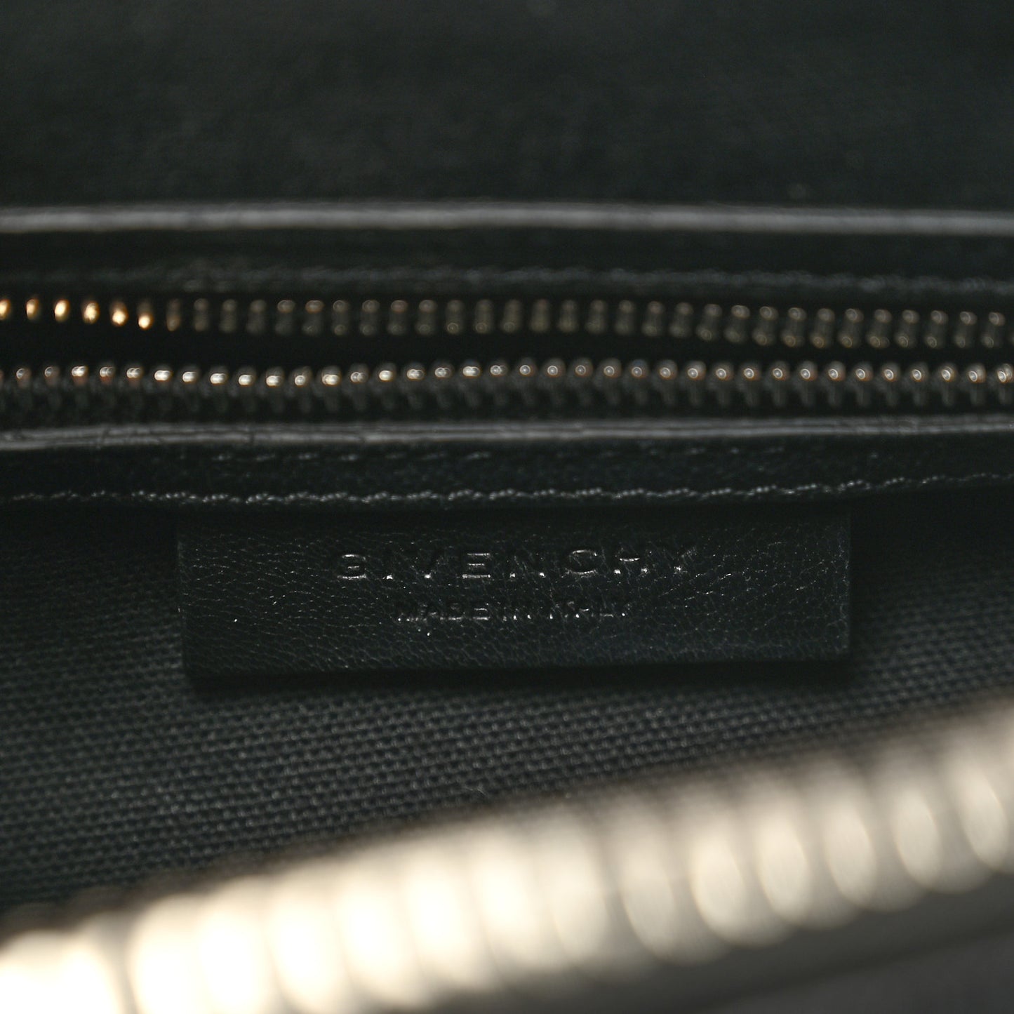 Sugar Goatskin Small Antigona Black