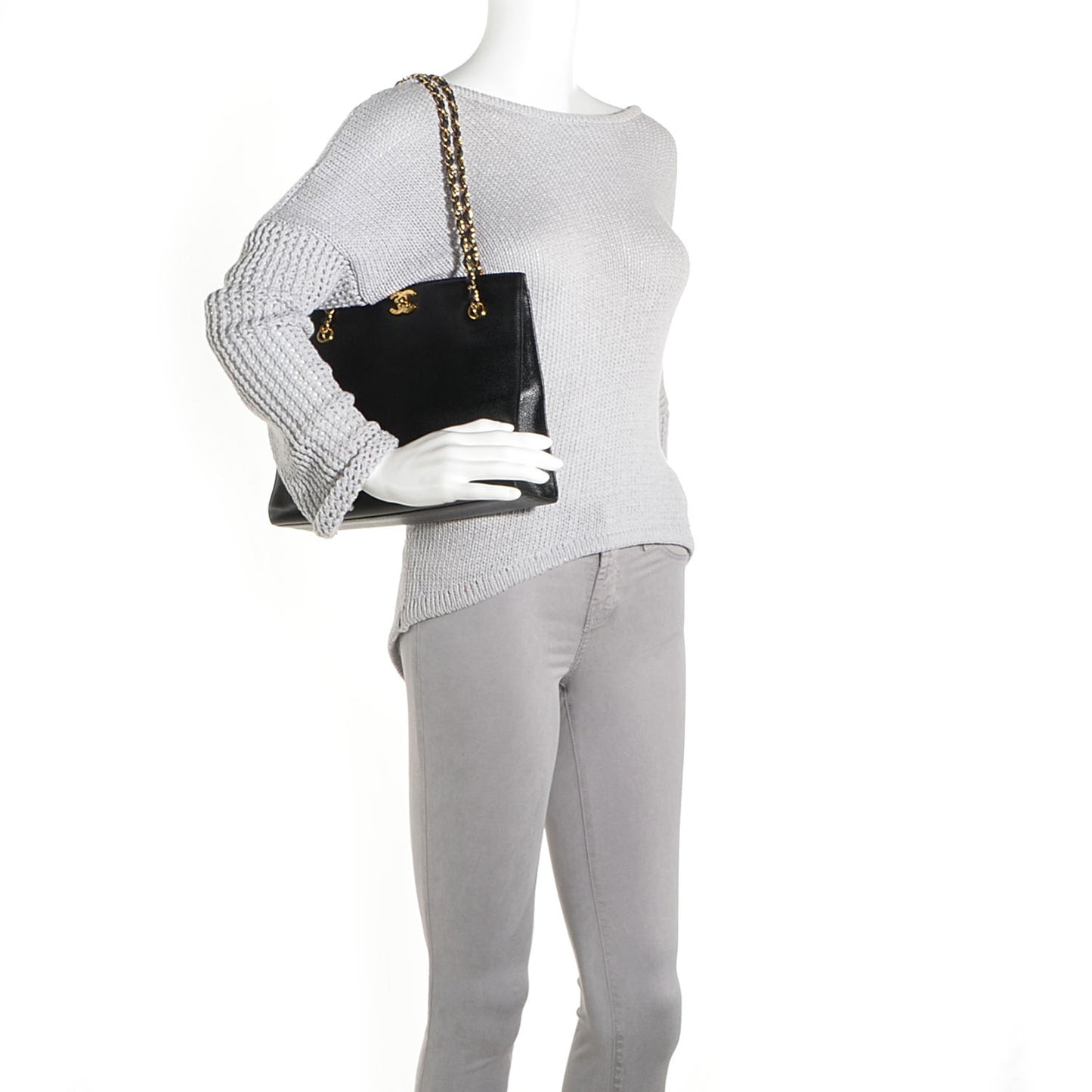 Caviar Shoulder Bag Black