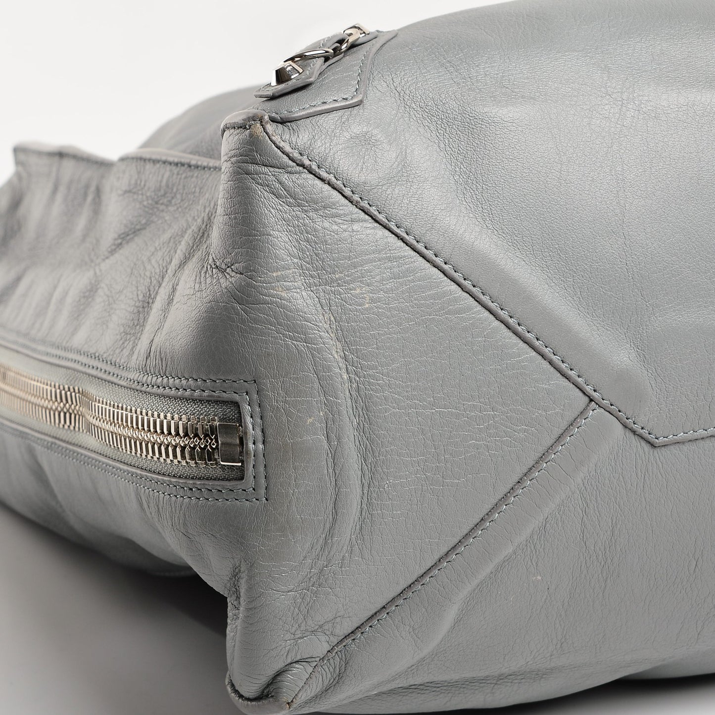 Veau Papier A4 Zip Around Tote Grey