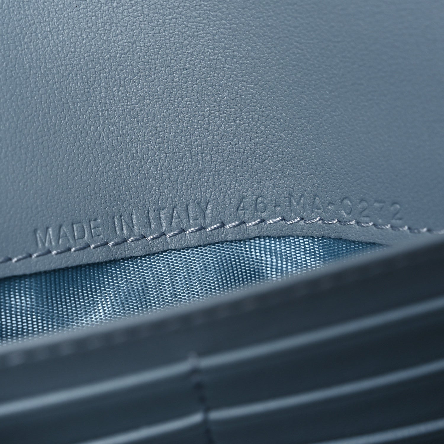 Christian Dior Grained Calfskin Saddle Chain Wallet Pouch Cloud Blue 8 of 13