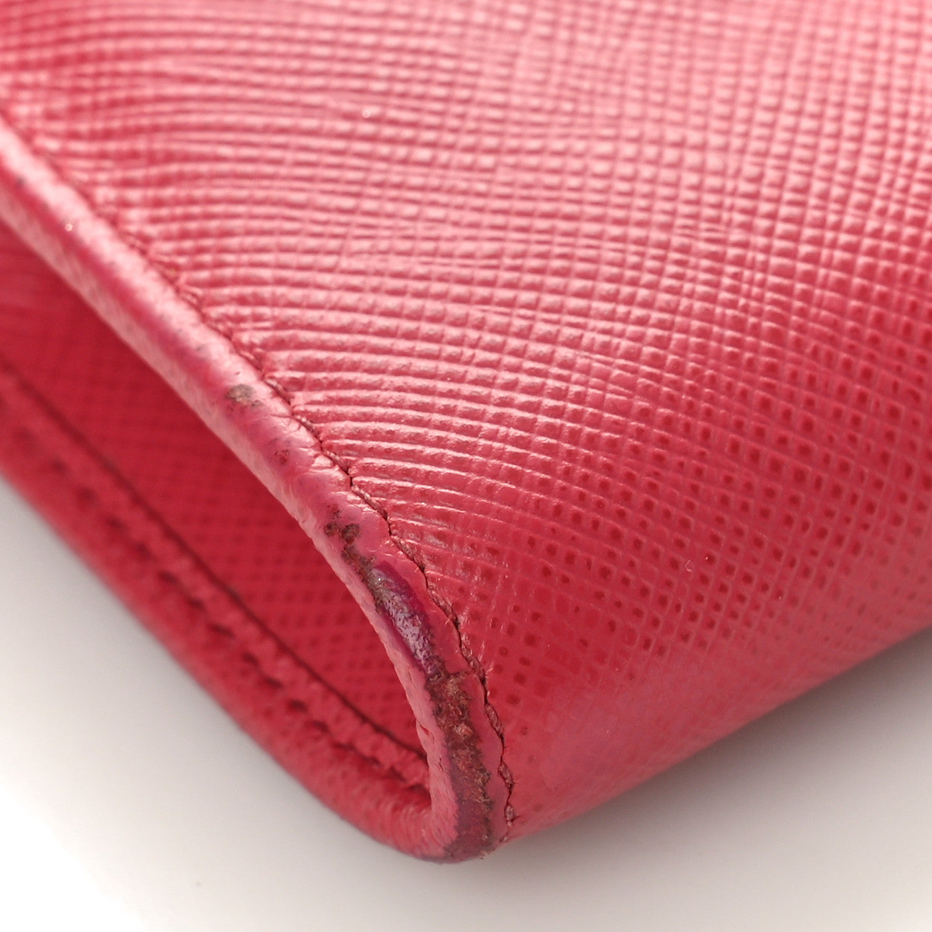 Saffiano Metal Zip Around Key Holder Peonia