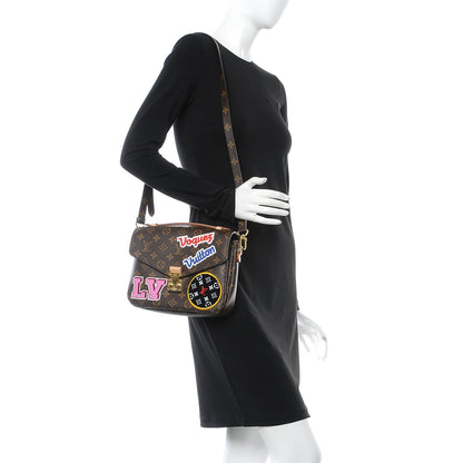 Louis Vuitton Monogram Patches Pochette Metis 2 of 8