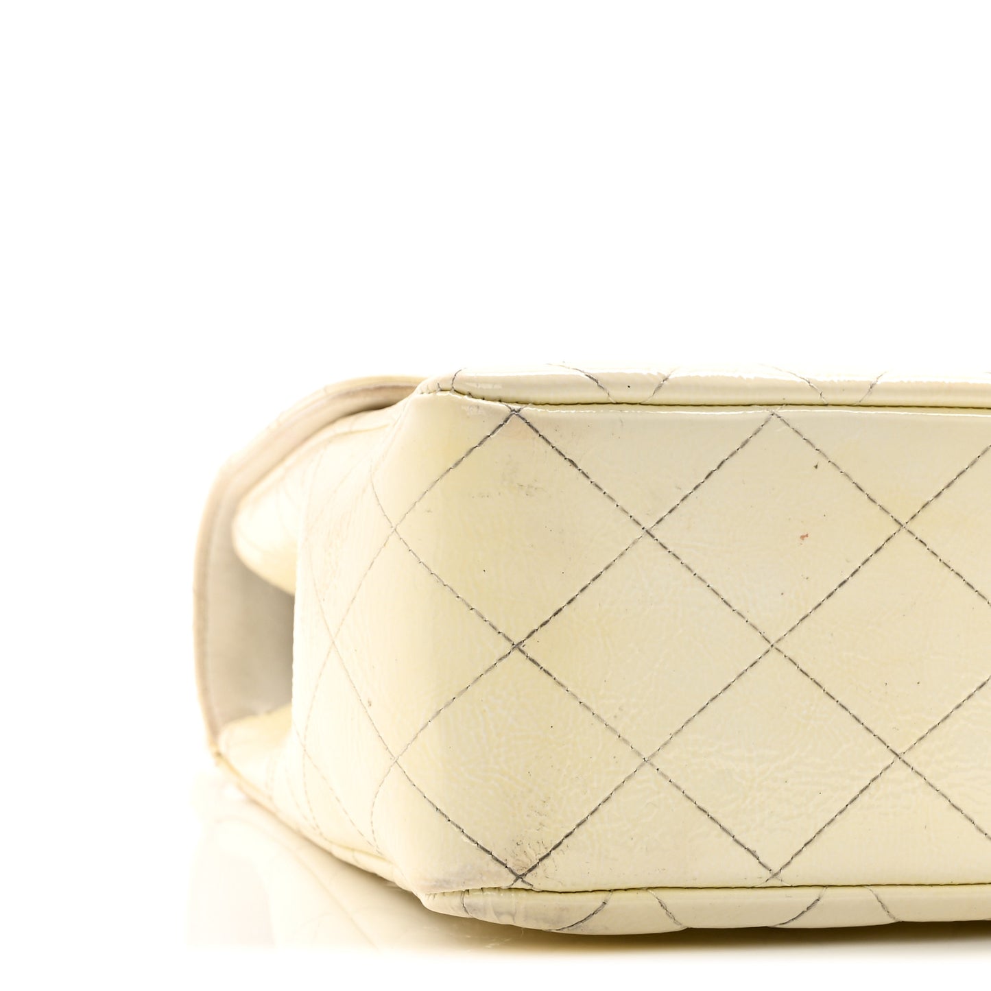 Distressed Patent Jumbo Single Flap White