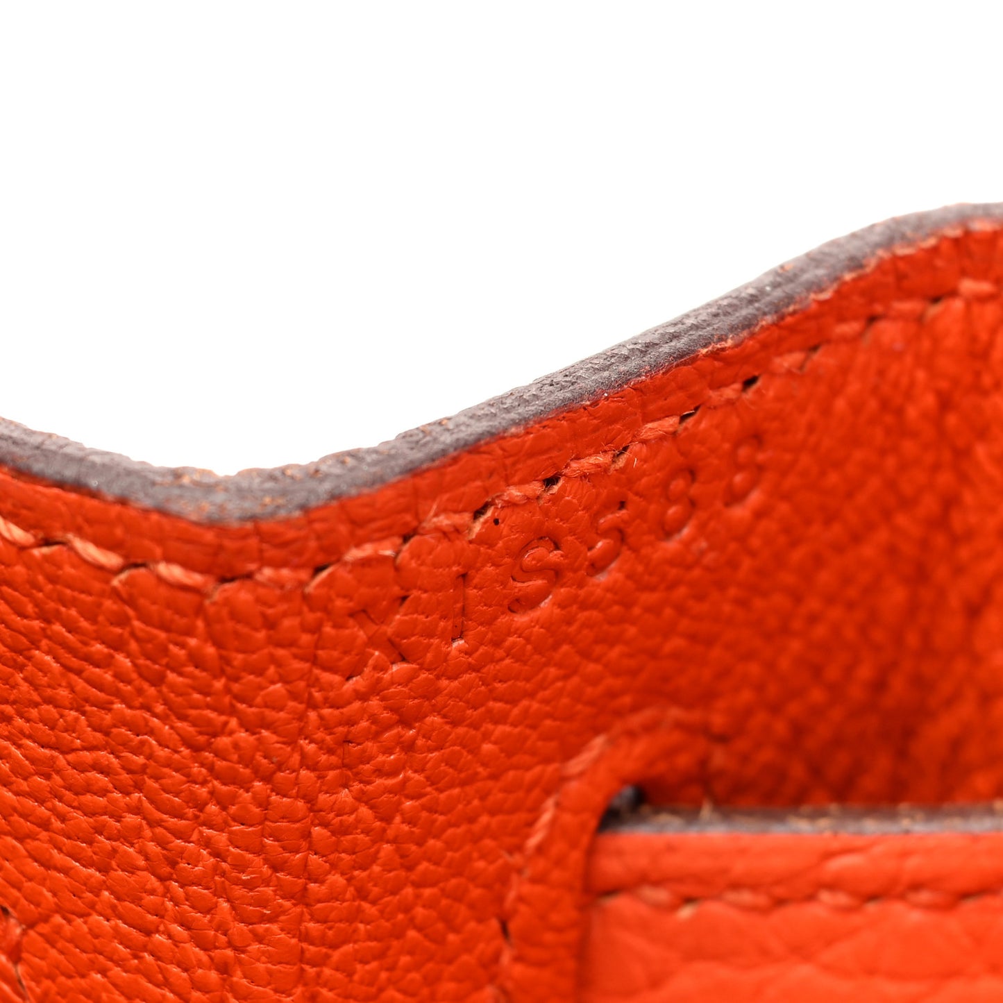 Togo Kelly Retourne 28 Orange