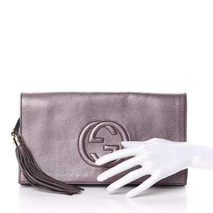 Gucci Metallic Pebbled Calfskin Medium Soho Clutch Purple 2 of 9