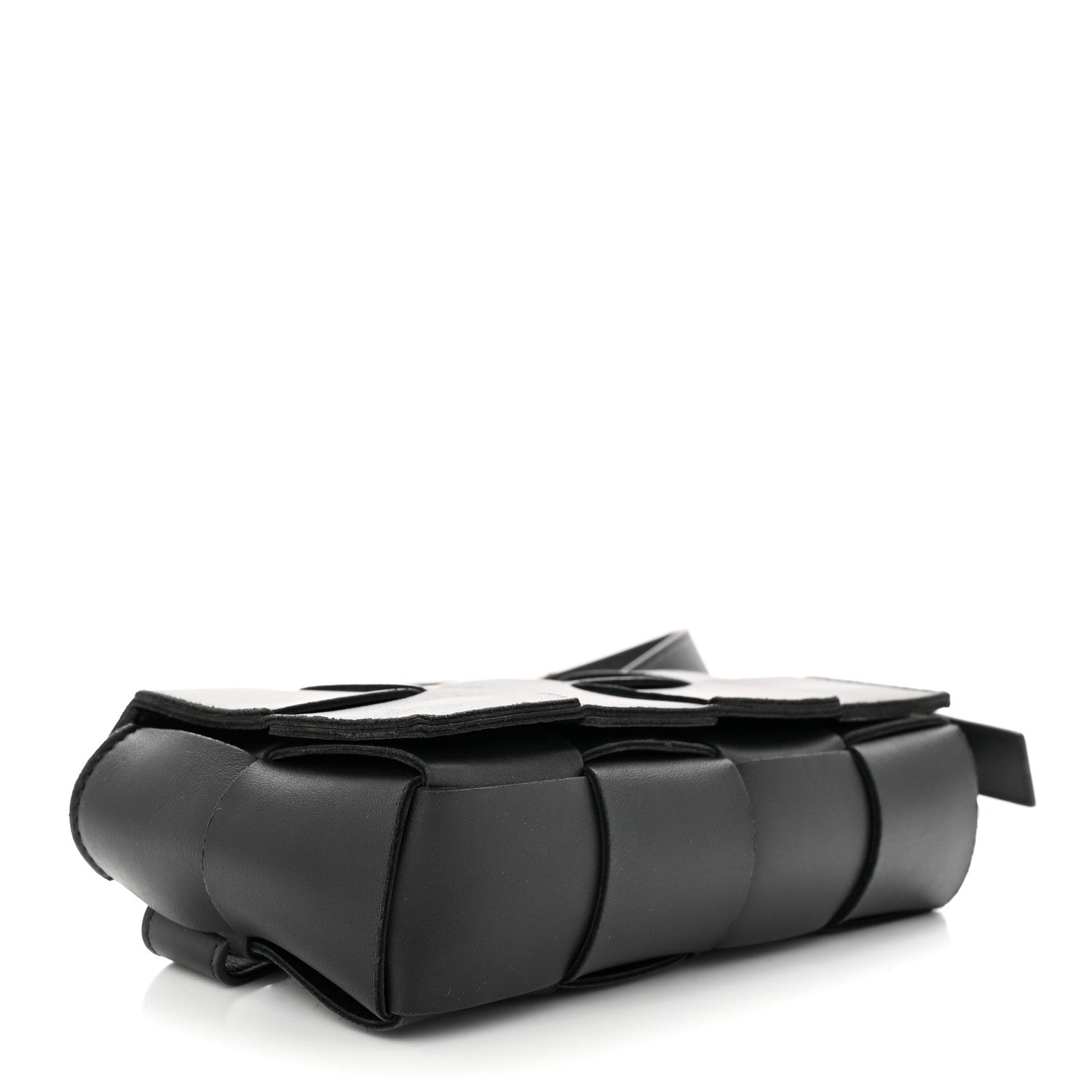 Bottega Veneta Nappa Maxi Intreccio The Belt Cassette Bag Black 4 of 11