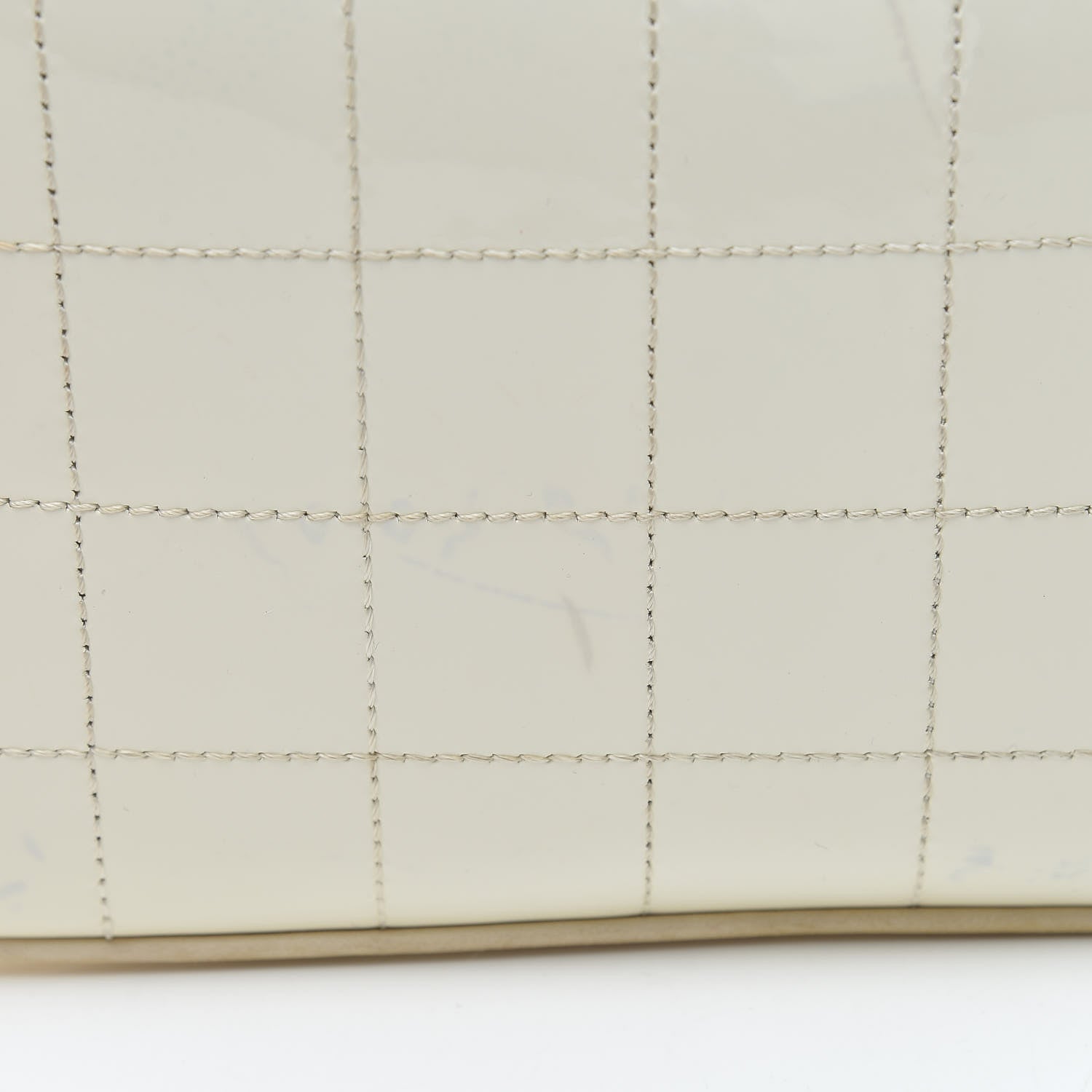 Chanel Patent Square Stitched CC Flap Clutch White 19 of 21
