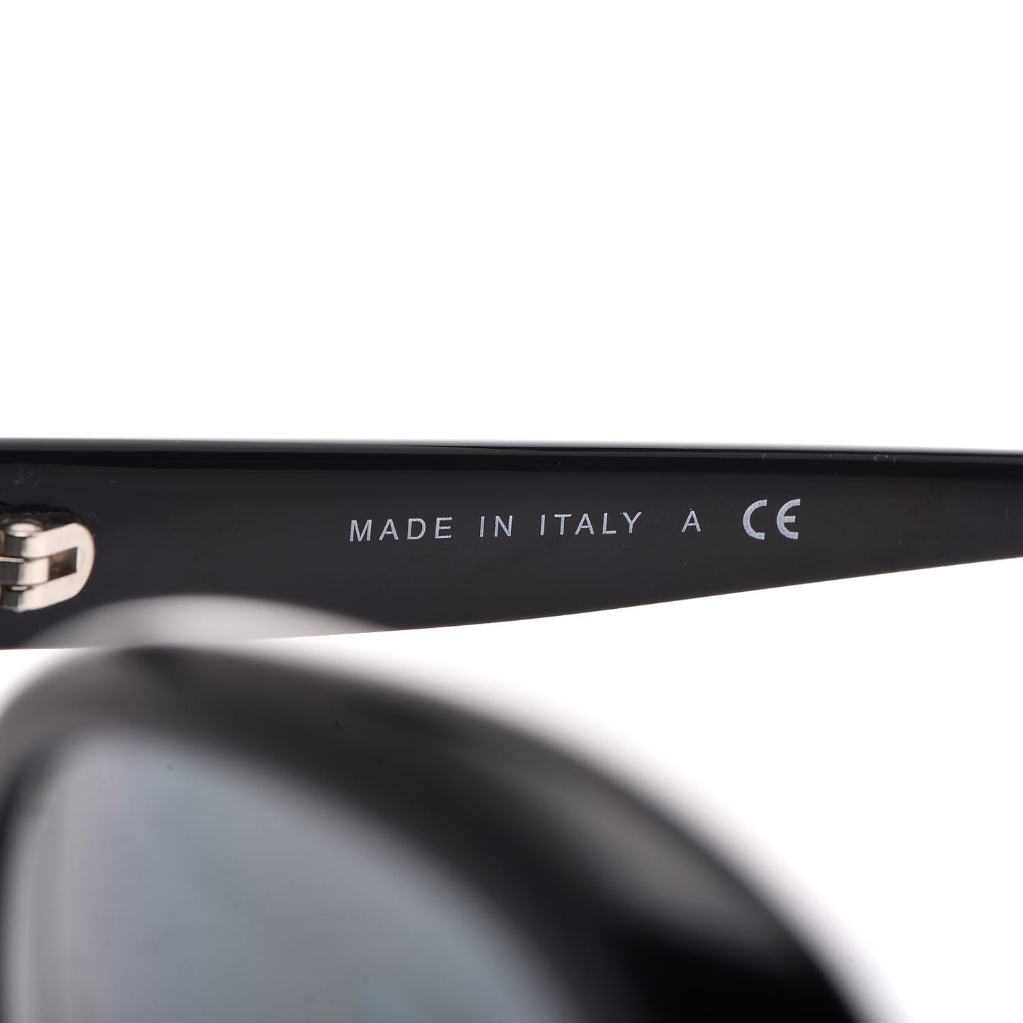 Signature Oval Sunglasses 5312 Black