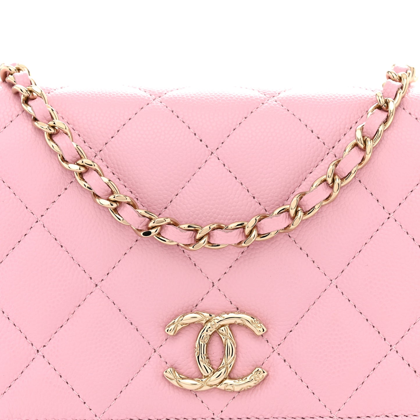 Caviar Quilted Textured CC Wallet on Chain WOC Light Pink