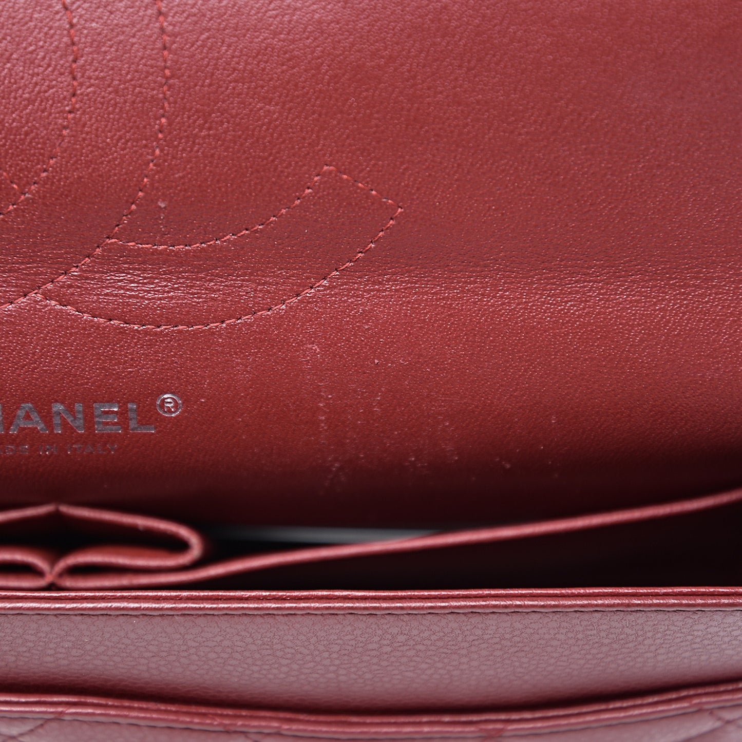 Caviar Quilted Jumbo Double Flap Dark Red
