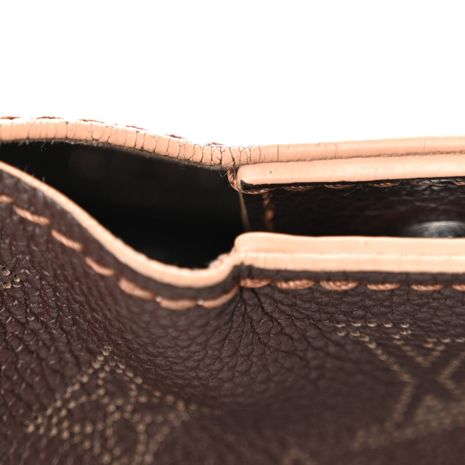 Louis Vuitton Mahina Carmel Hobo Chocolate 10 of 10