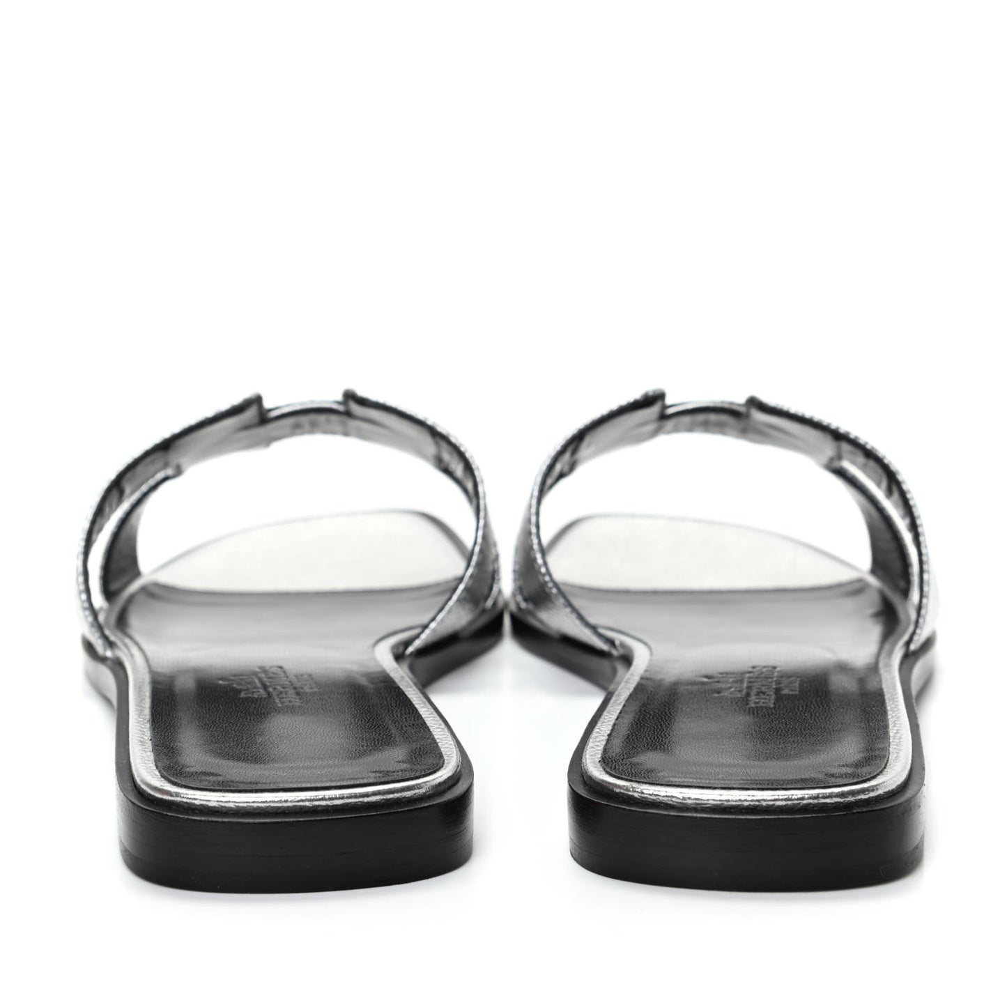 Metallic Epsom Oran Sandals 37 Gris Argente