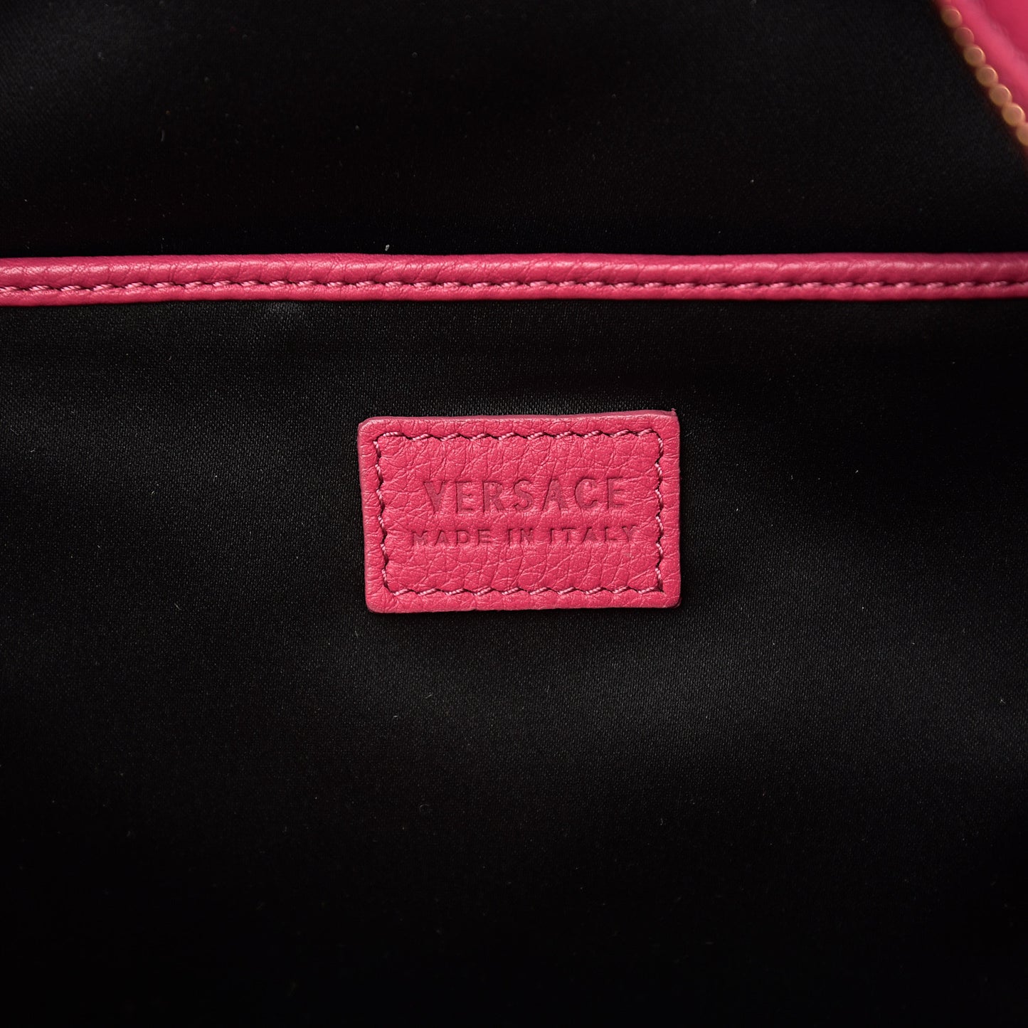 Cervo Embossed Vitello Signature Duffle Bag Pink