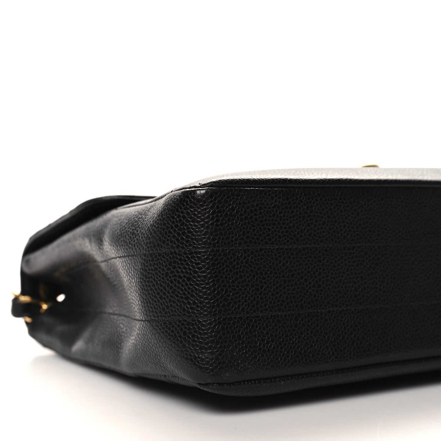 Caviar Horizontal Quilted Jumbo Single Flap Black