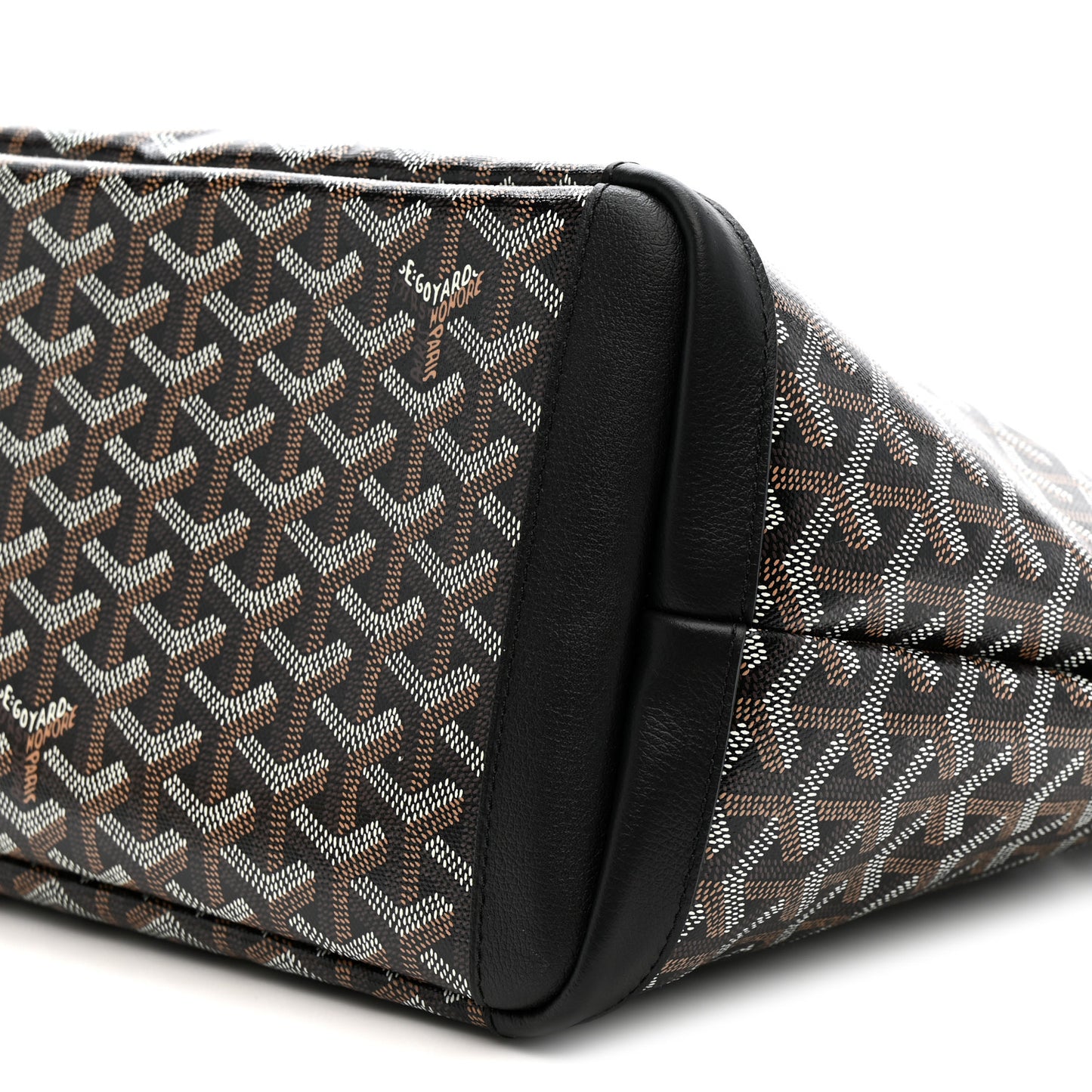 Goyardine Artois MM Black