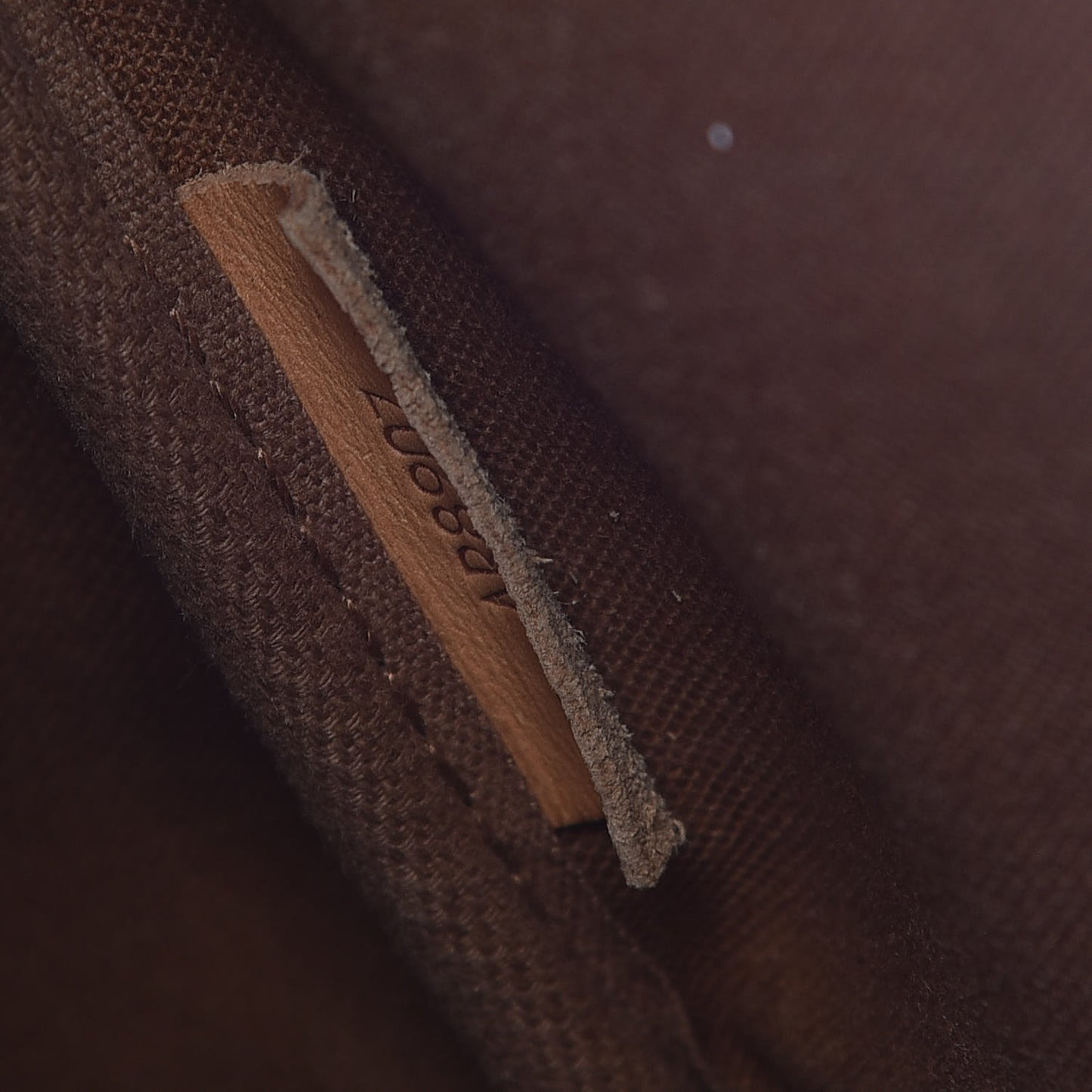 Monogram Saumur 43