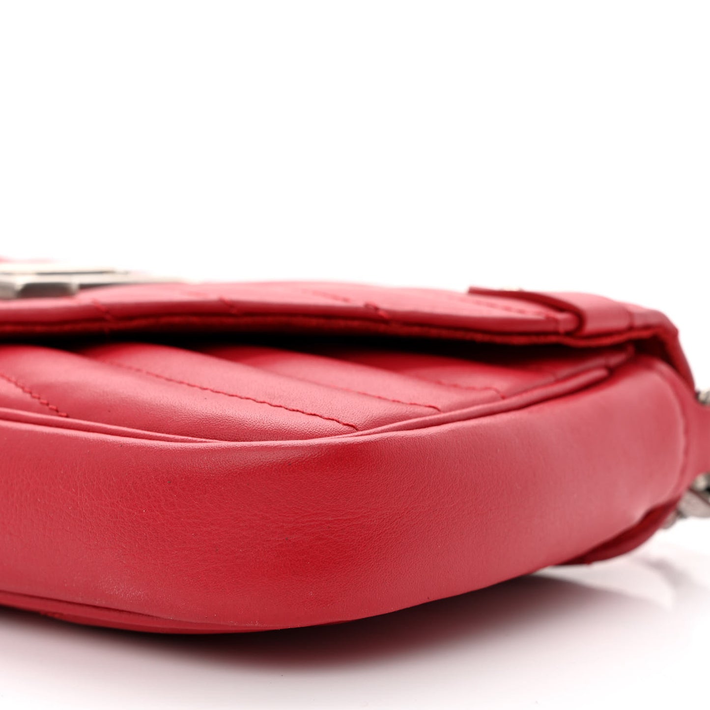 Calfskin New Wave Chain Pochette Scarlet