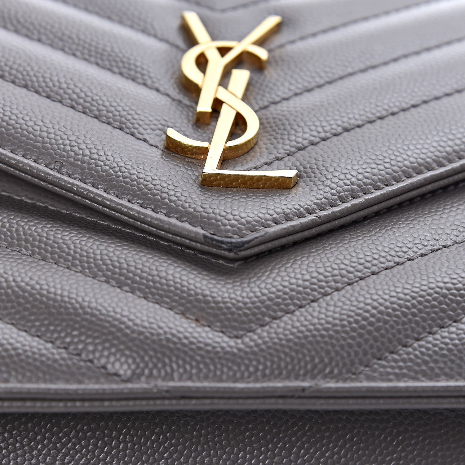 Saint Laurent Grain De Poudre Matelasse Chevron Monogram Chain Wallet Fog 11 of 15