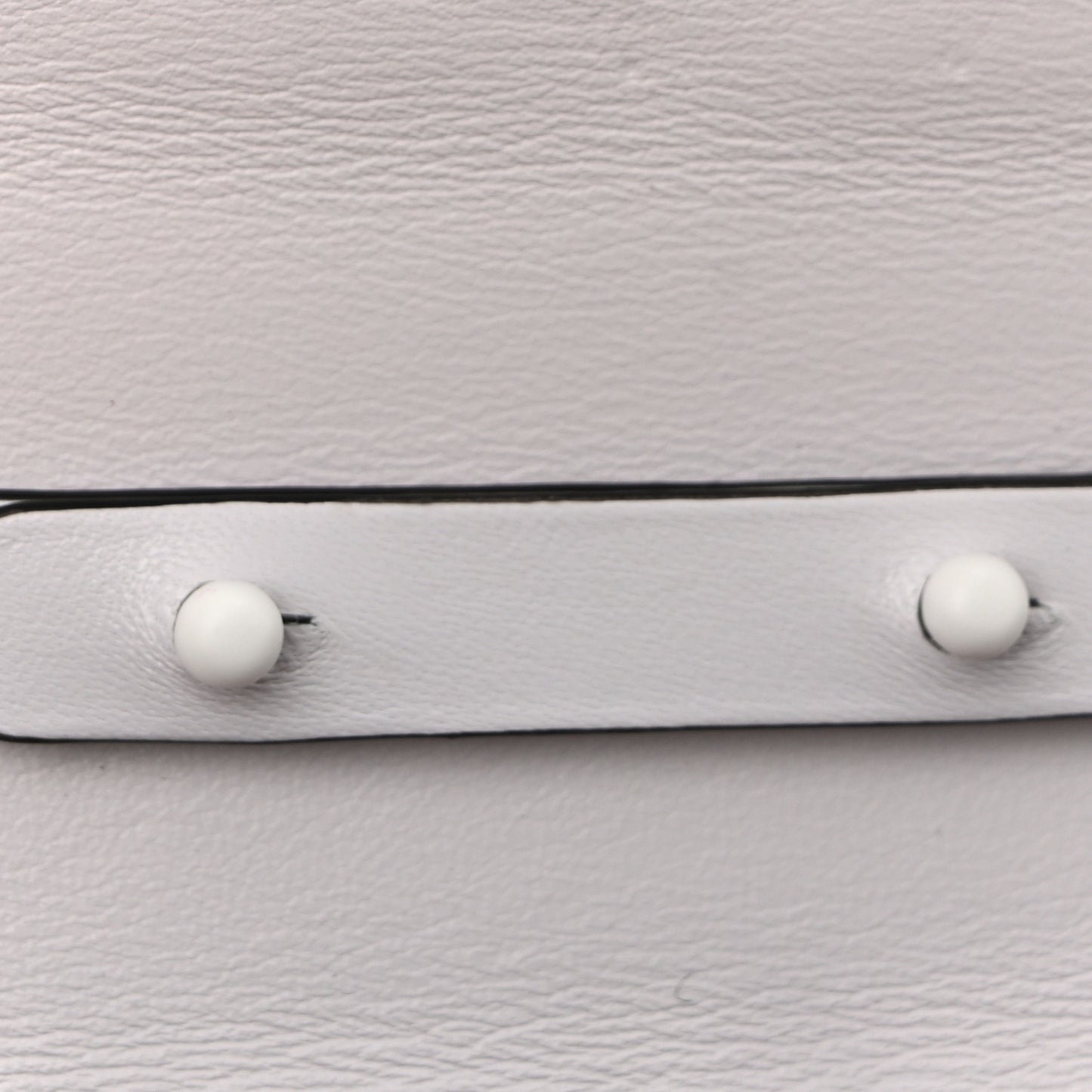 Lambskin Free Rockstud Spike Wallet on Chain Optic White
